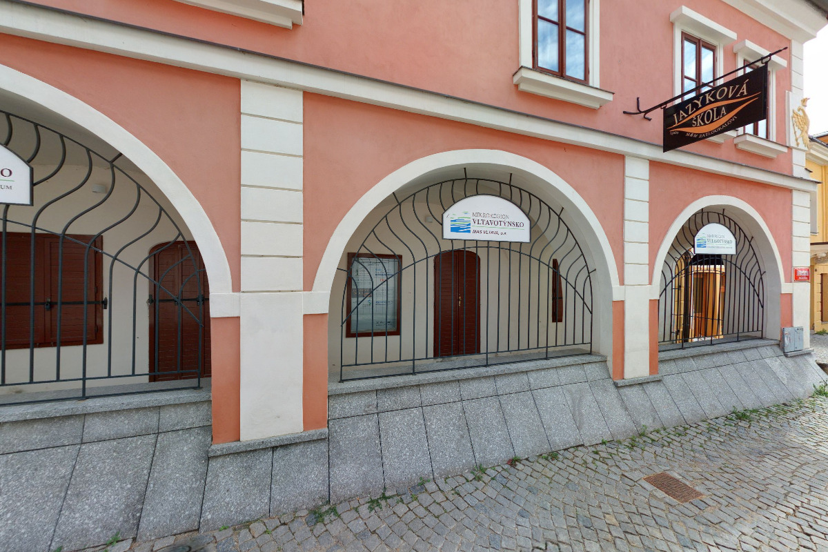 Farmářské centrum VLTAVA , o. s.