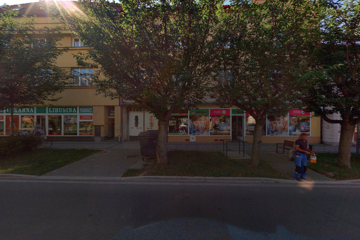 BARVY A LAKY DROGERIE