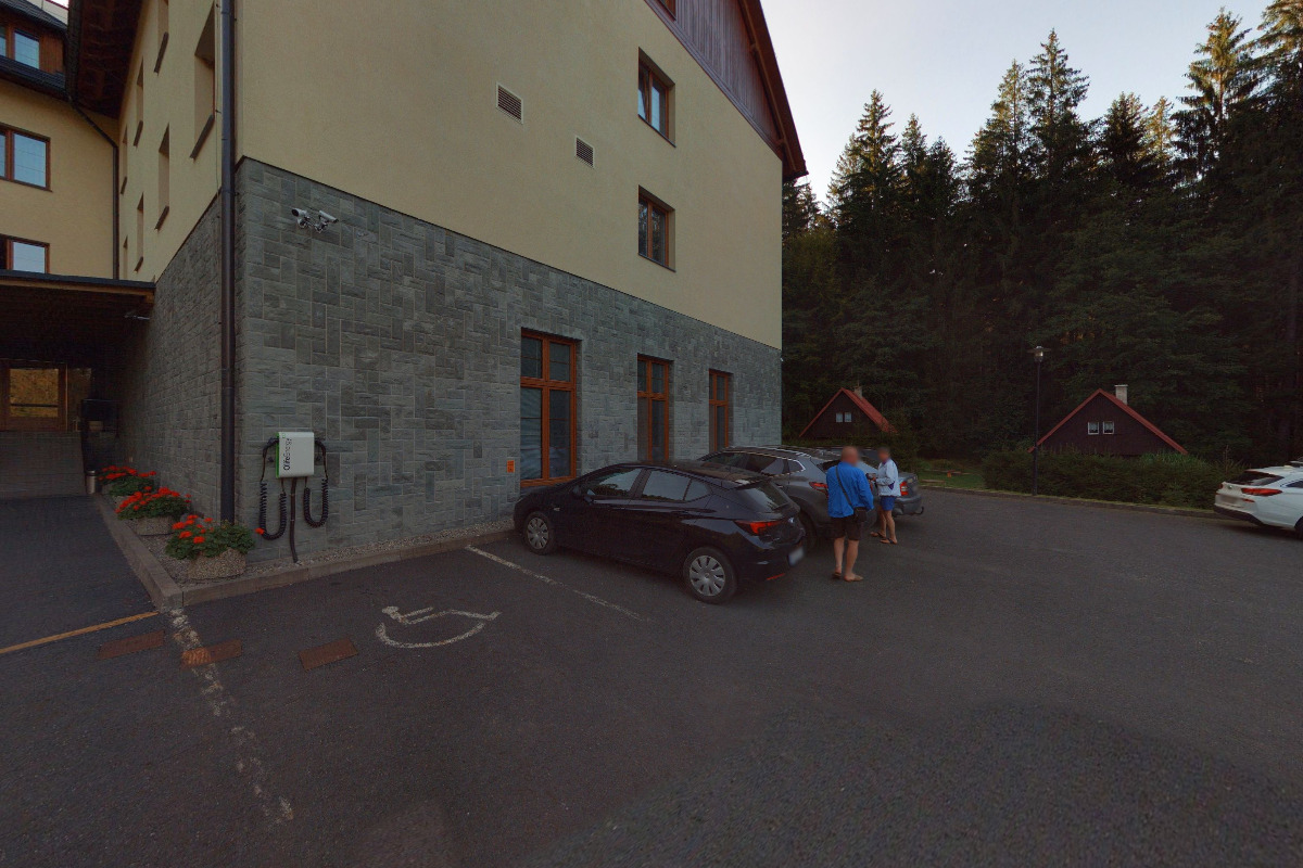 Dobíjecí stanice Olife