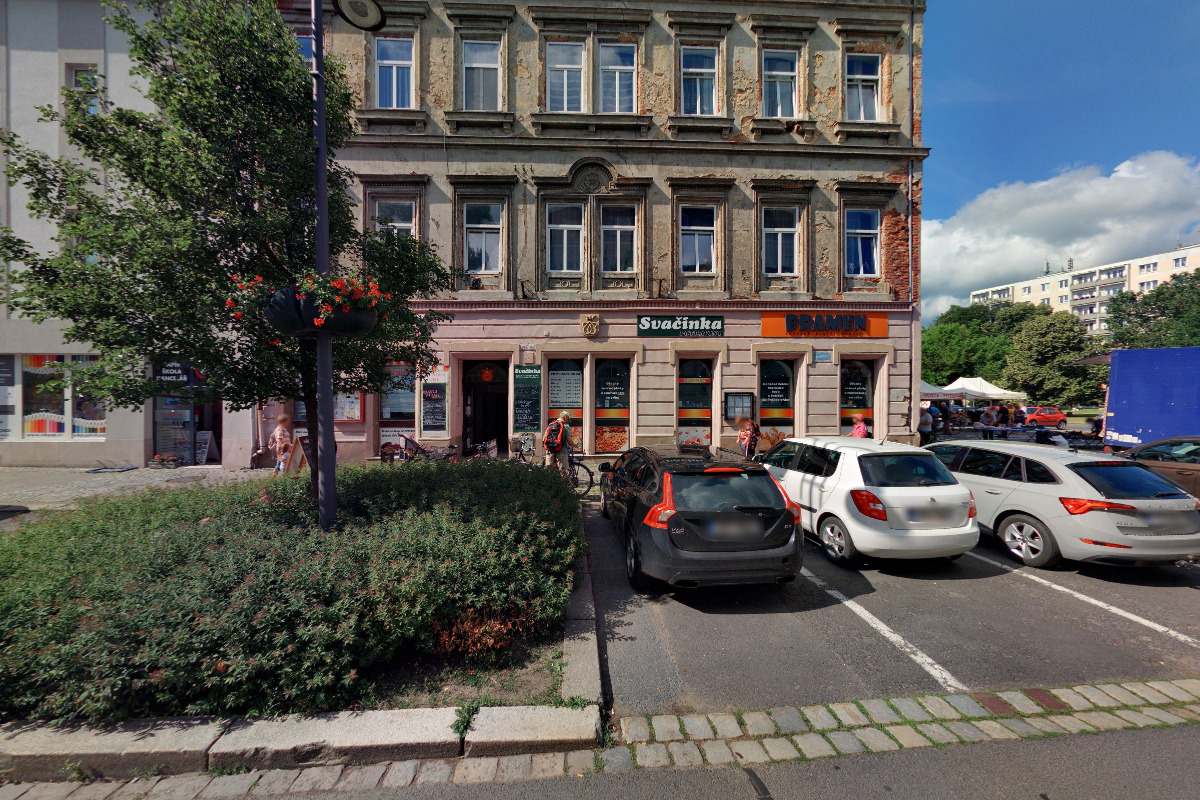 Nikol Esslerová - sázkové místo