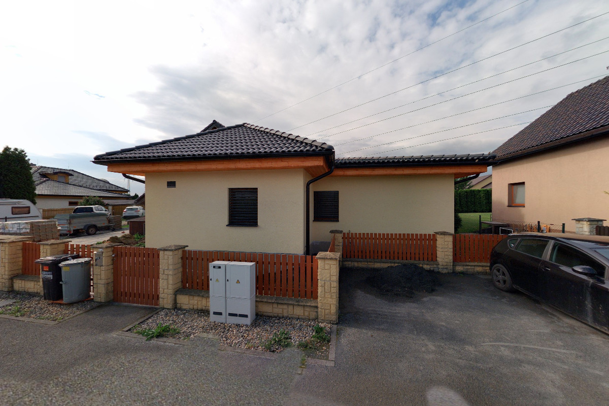 Mr. Šrubek - hodinový manžel