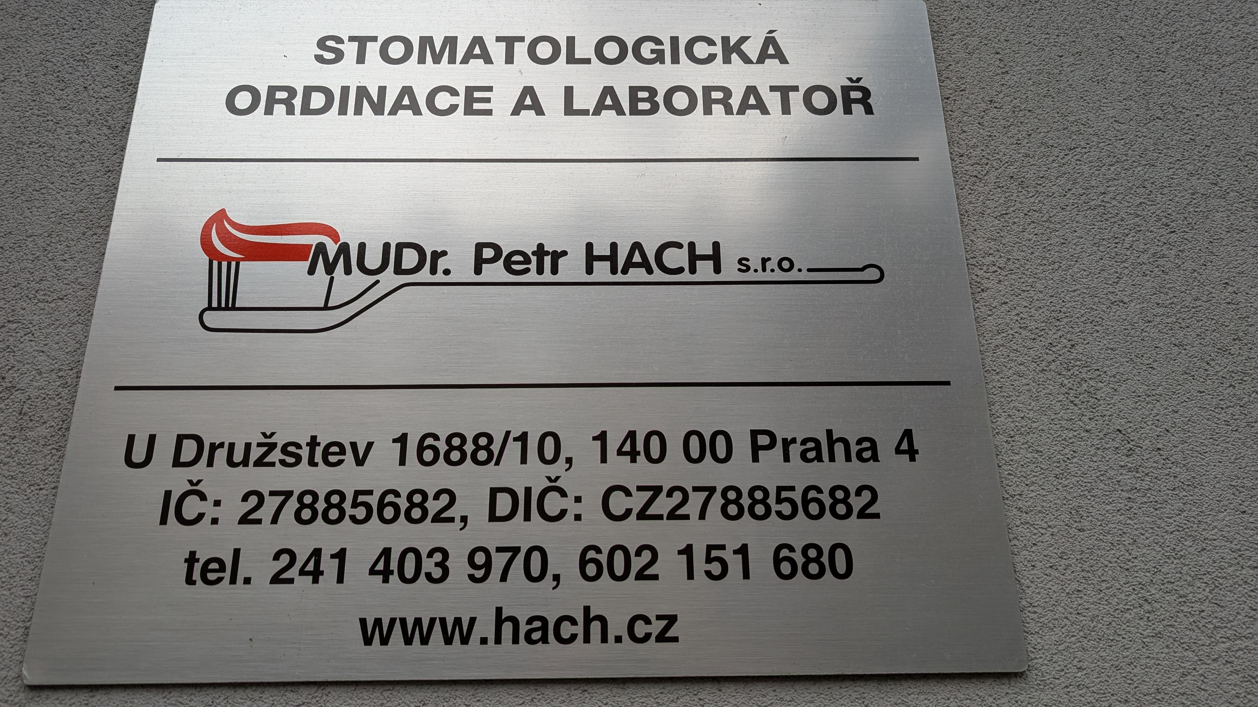 Stomatologická ordinace a laboratoř MUDr. Petr Hach, s.r.o. foto 5