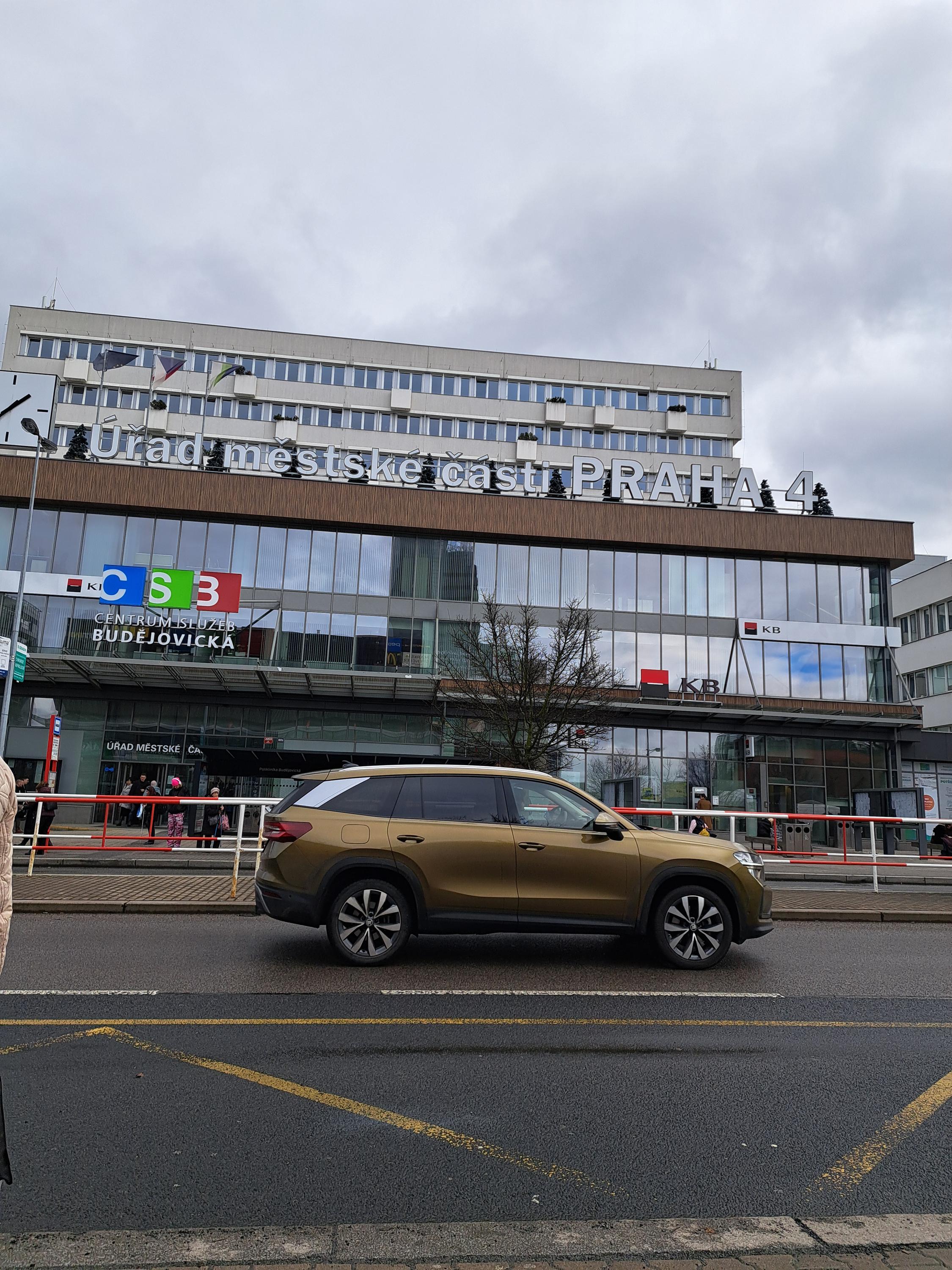 Úřad městské části Praha 4 foto 2