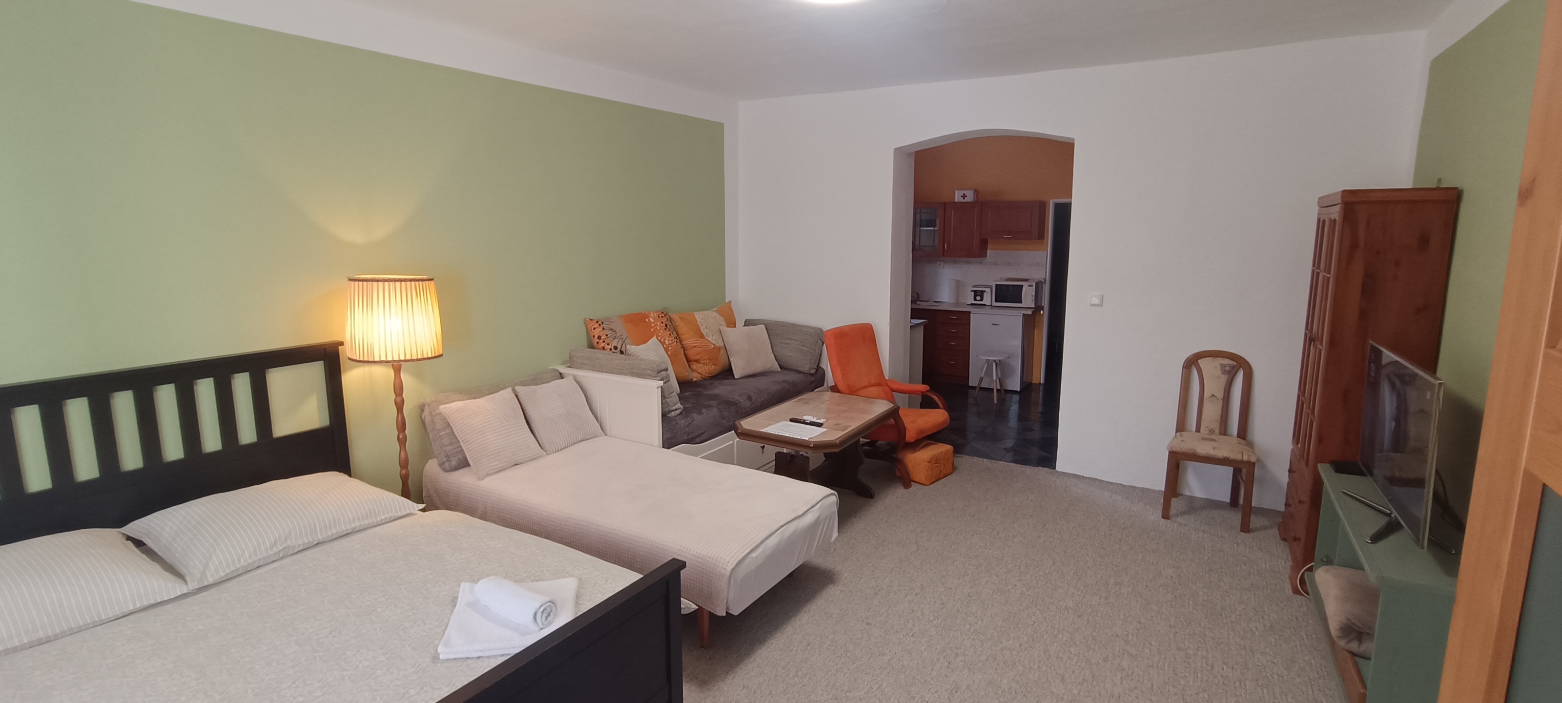 Ubytování Horní Slavkov - Hodinářství foto 4