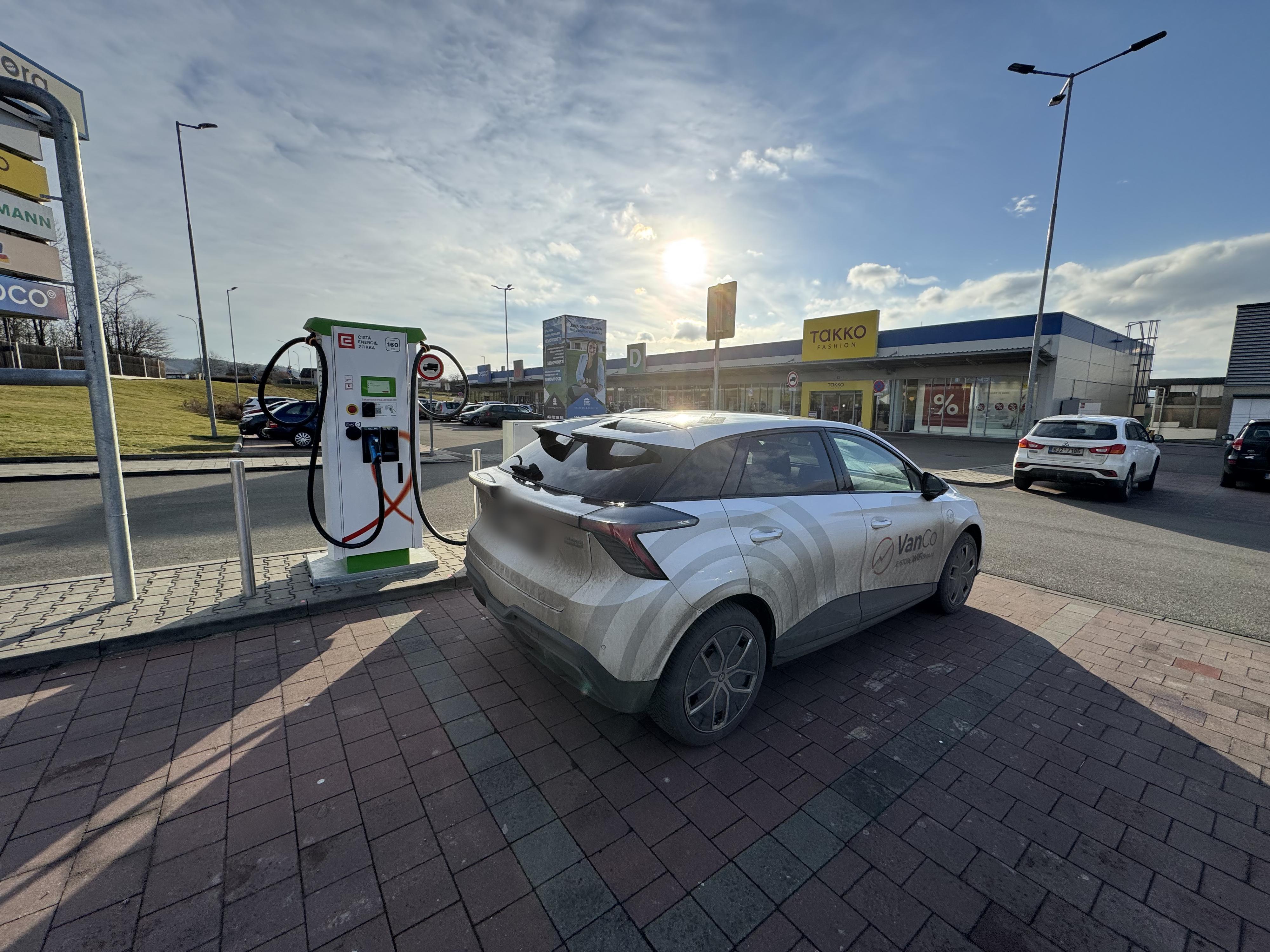 Nabíjecí stanice ČEZ