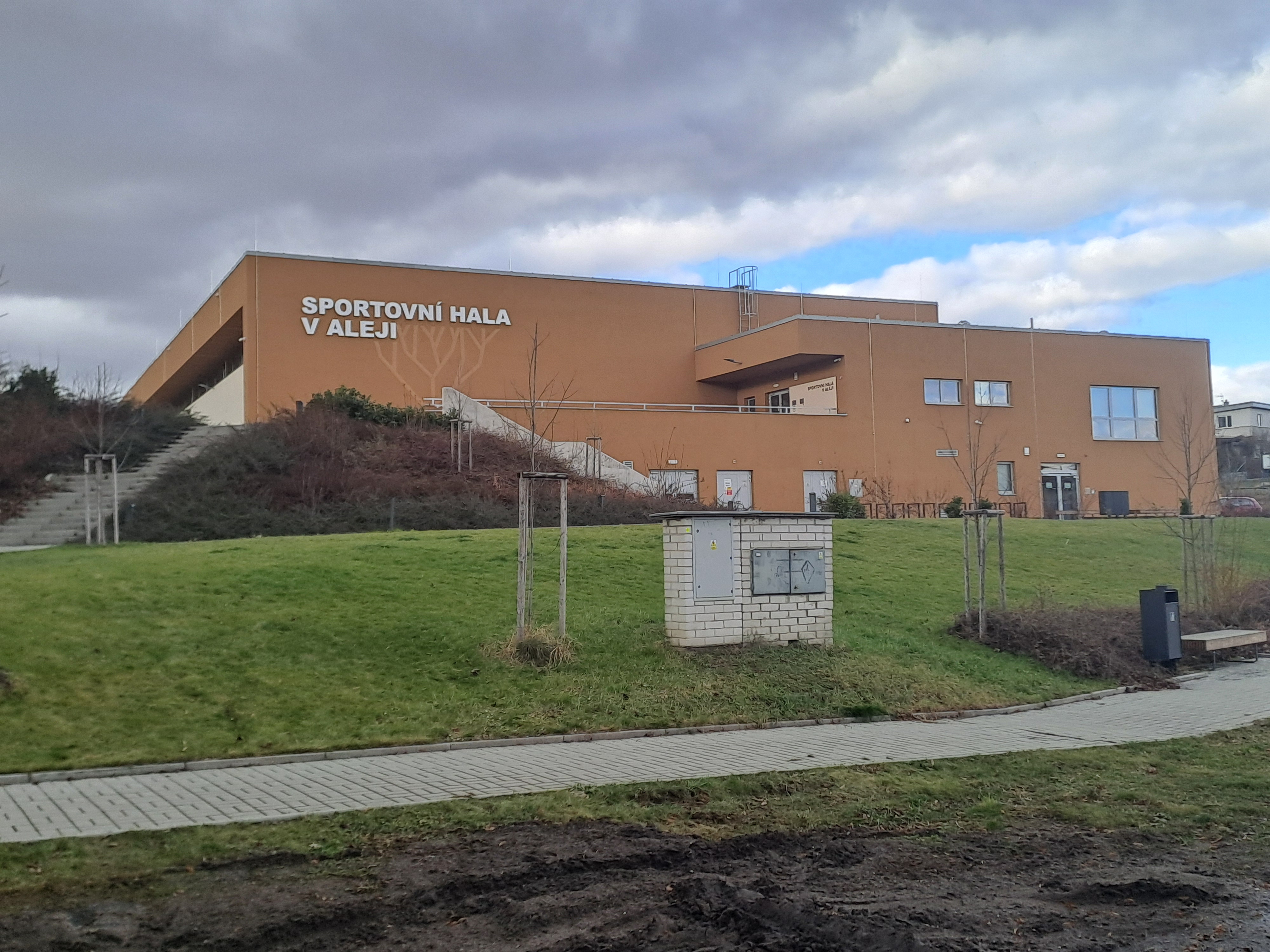 Sportovní hala V Aleji foto 5