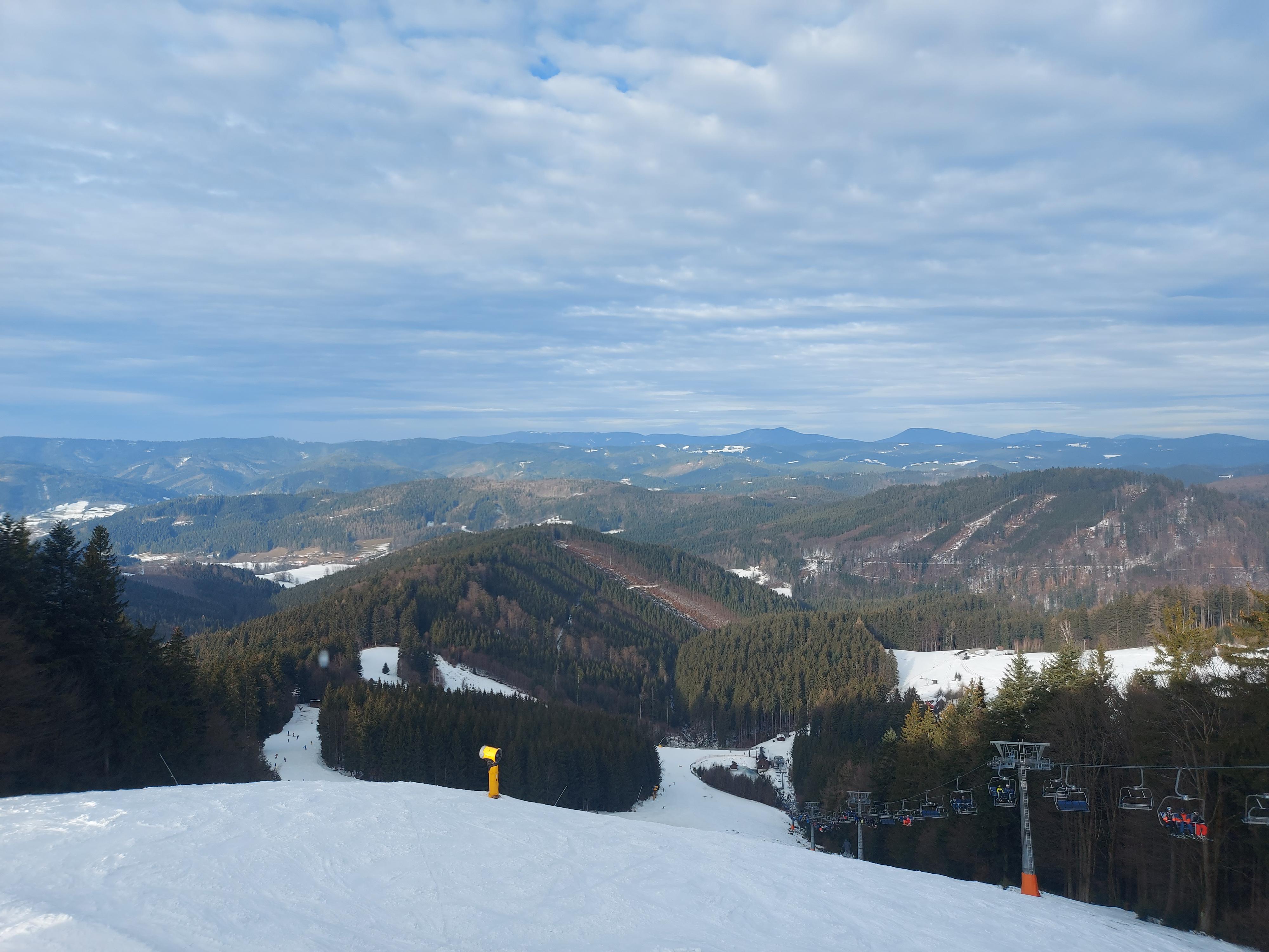 SKI CENTRUM KOHÚTKA LYŽAŘSKÁ ŠKOLA - PŮJČOVNA foto 6