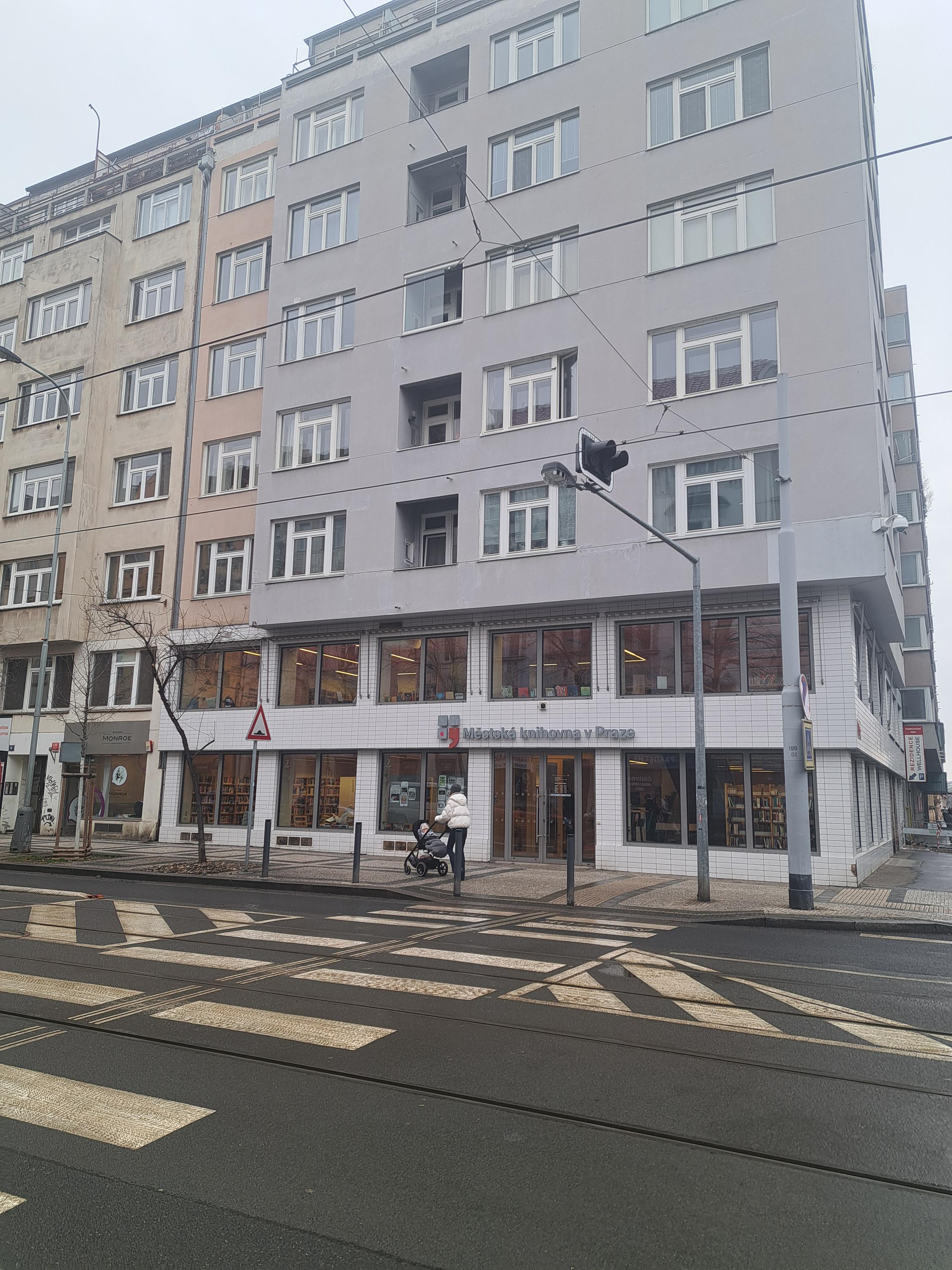 Městská knihovna v Praze - Sedmička foto 2