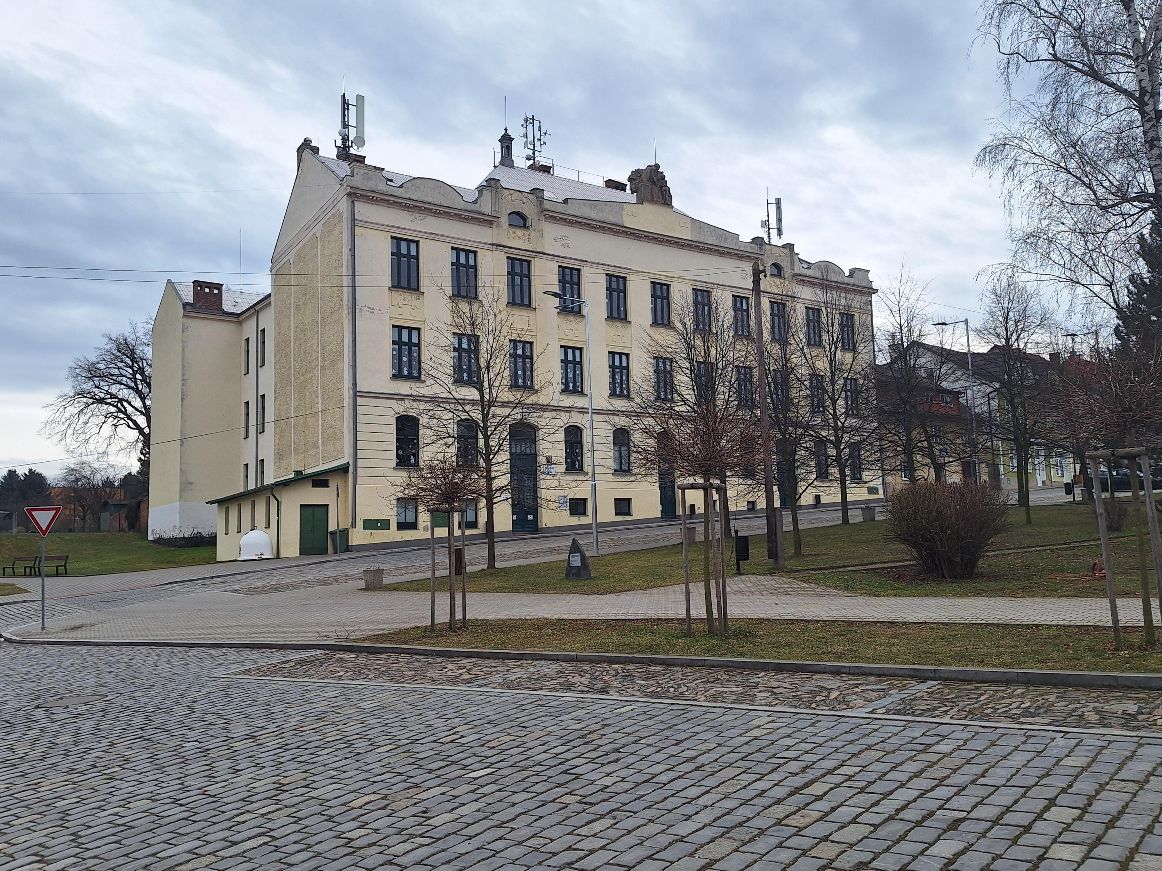 ZŠ Zásmuky foto 2