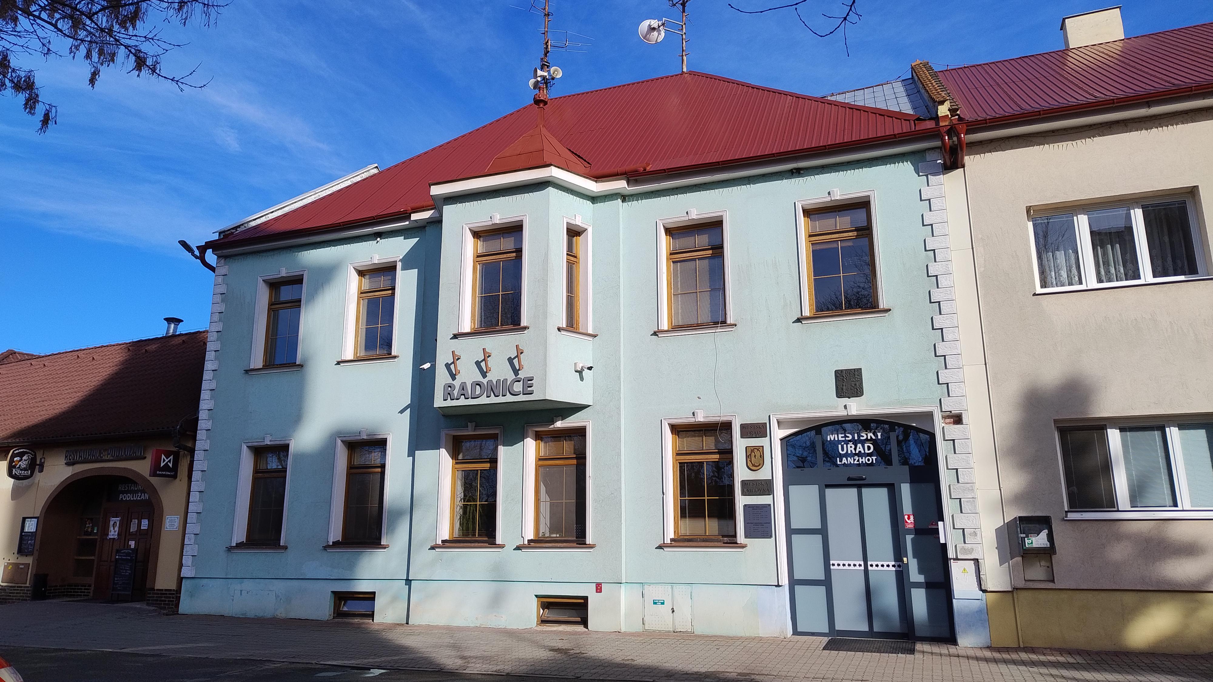 Lanžhot - městský úřad foto 5