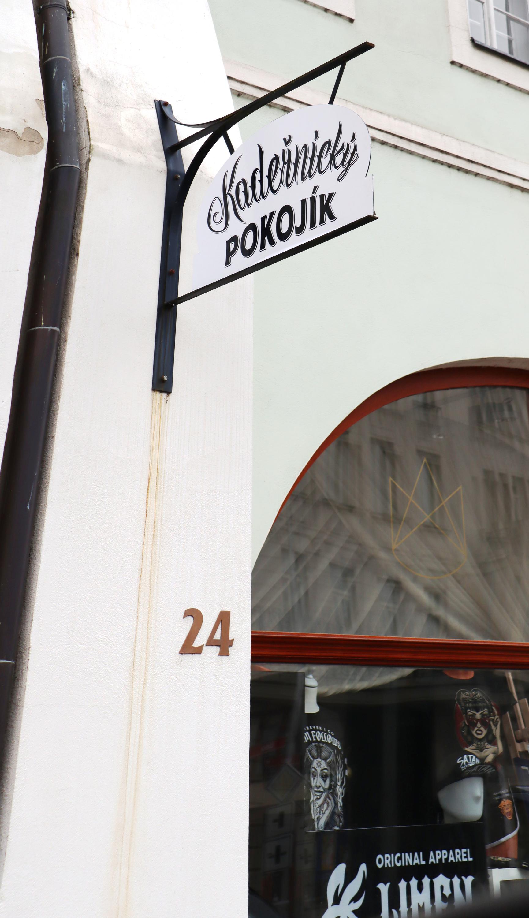 Kadeřnický pokojík foto 6