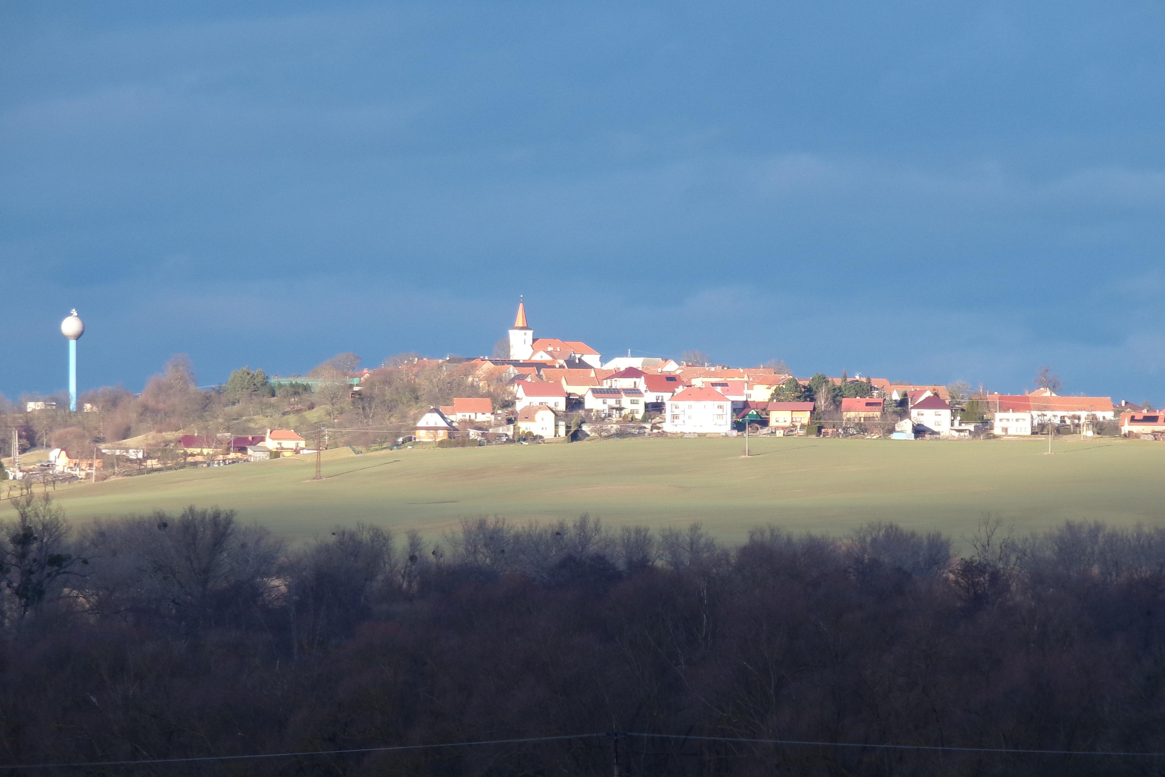 Špičky - obecní úřad foto 2