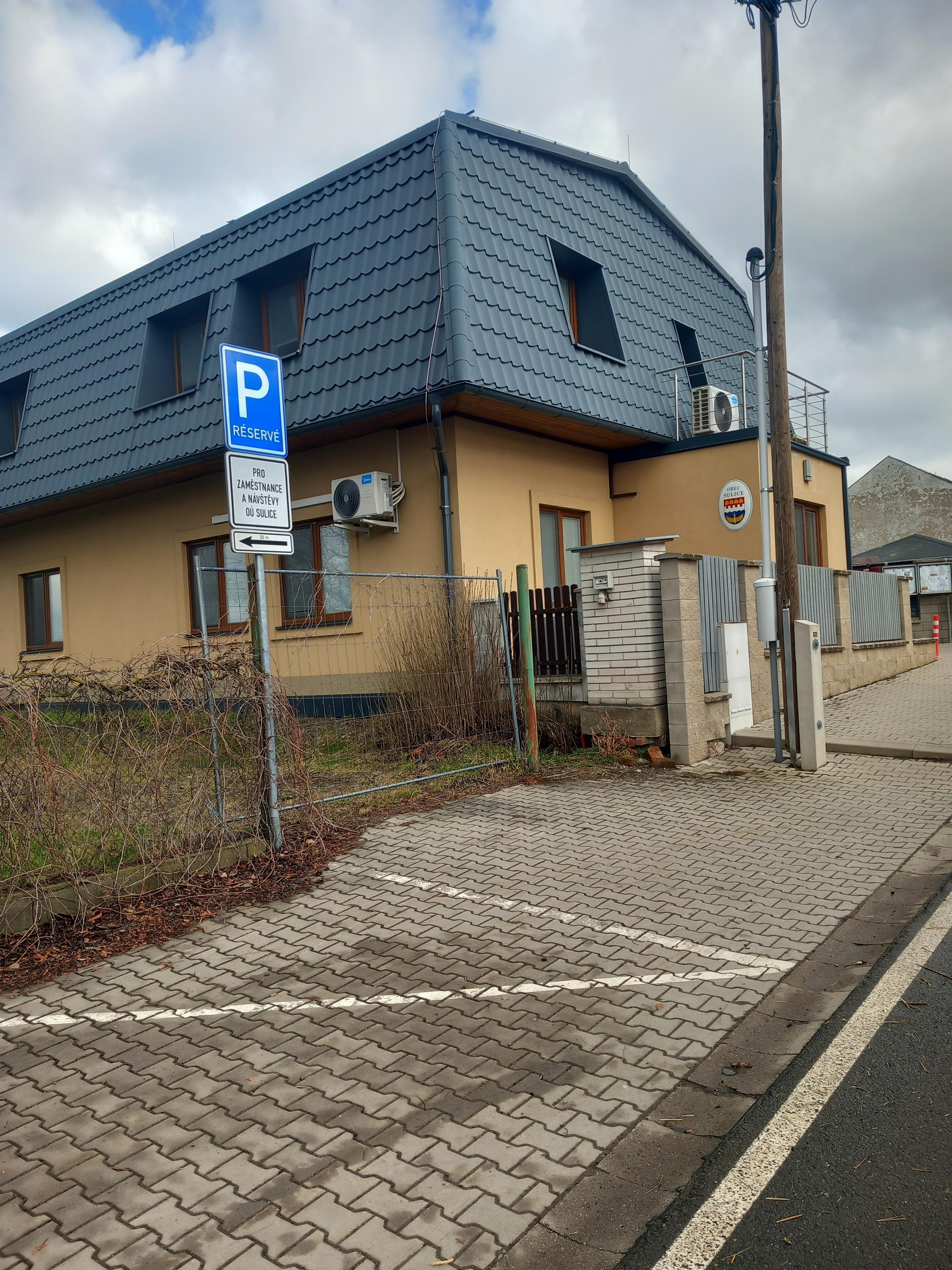 Sulice - obecní úřad foto 4