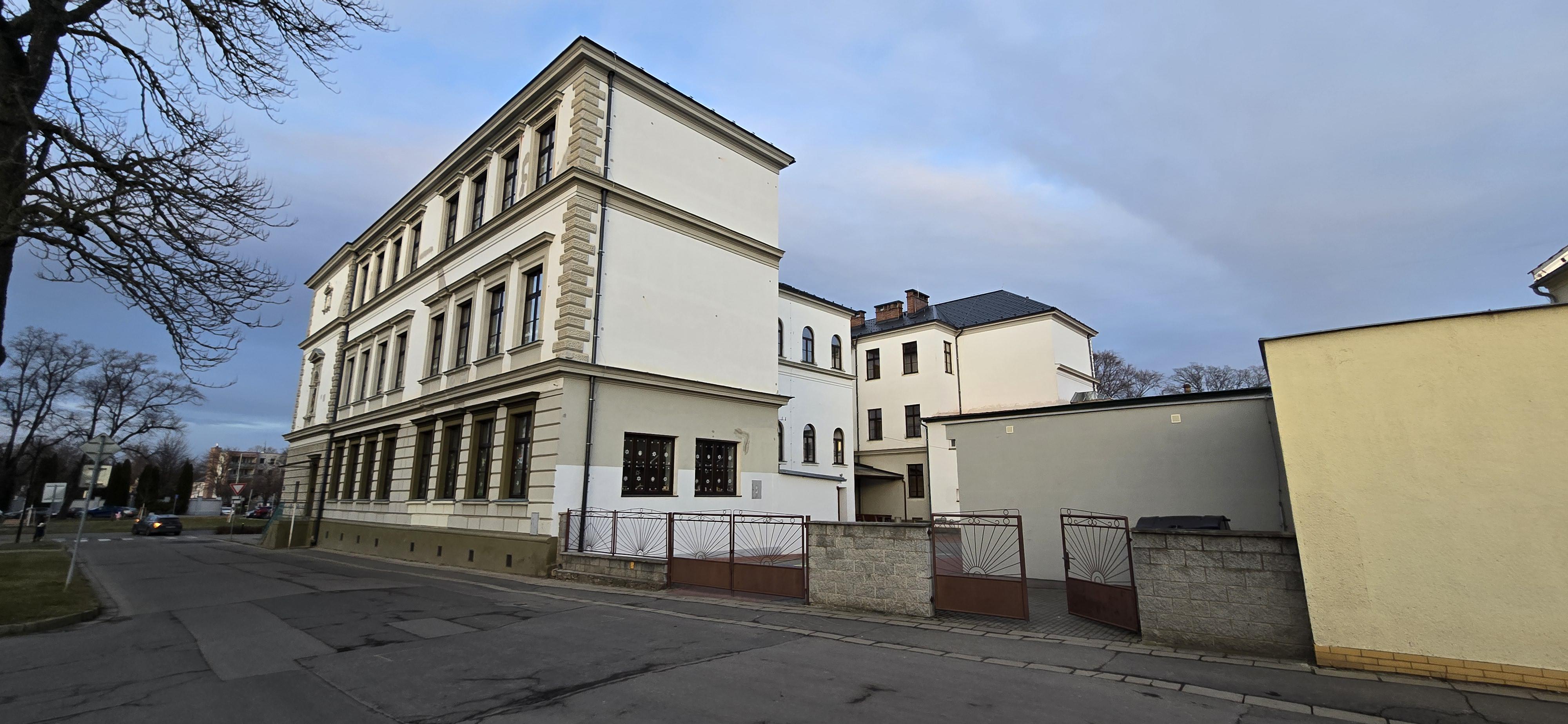 ZŠ Krnov, Dvořákův okruh foto 3