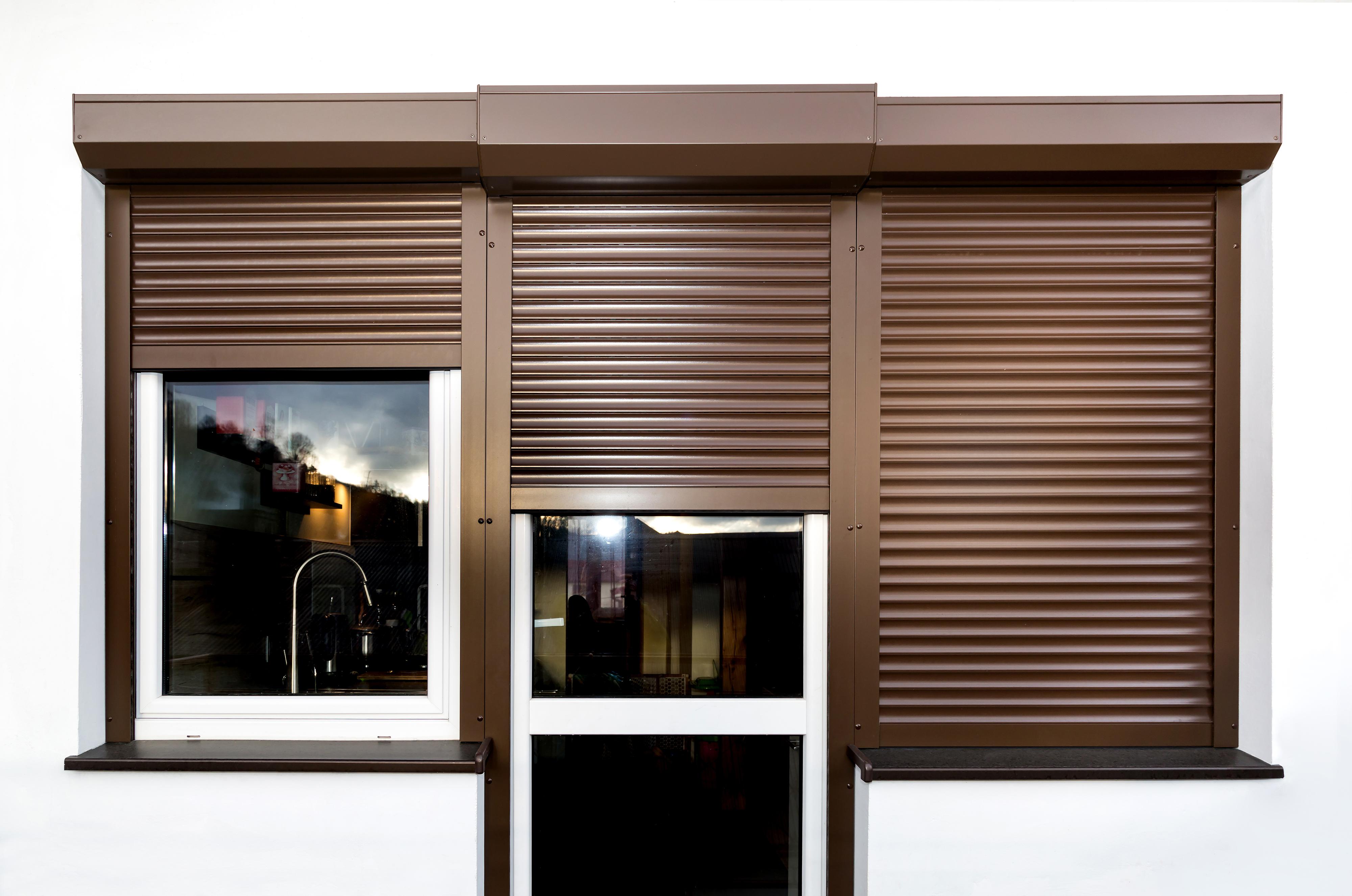 ŽALUZIONISTA - STÍNÍCÍ TECHNIKA foto 3