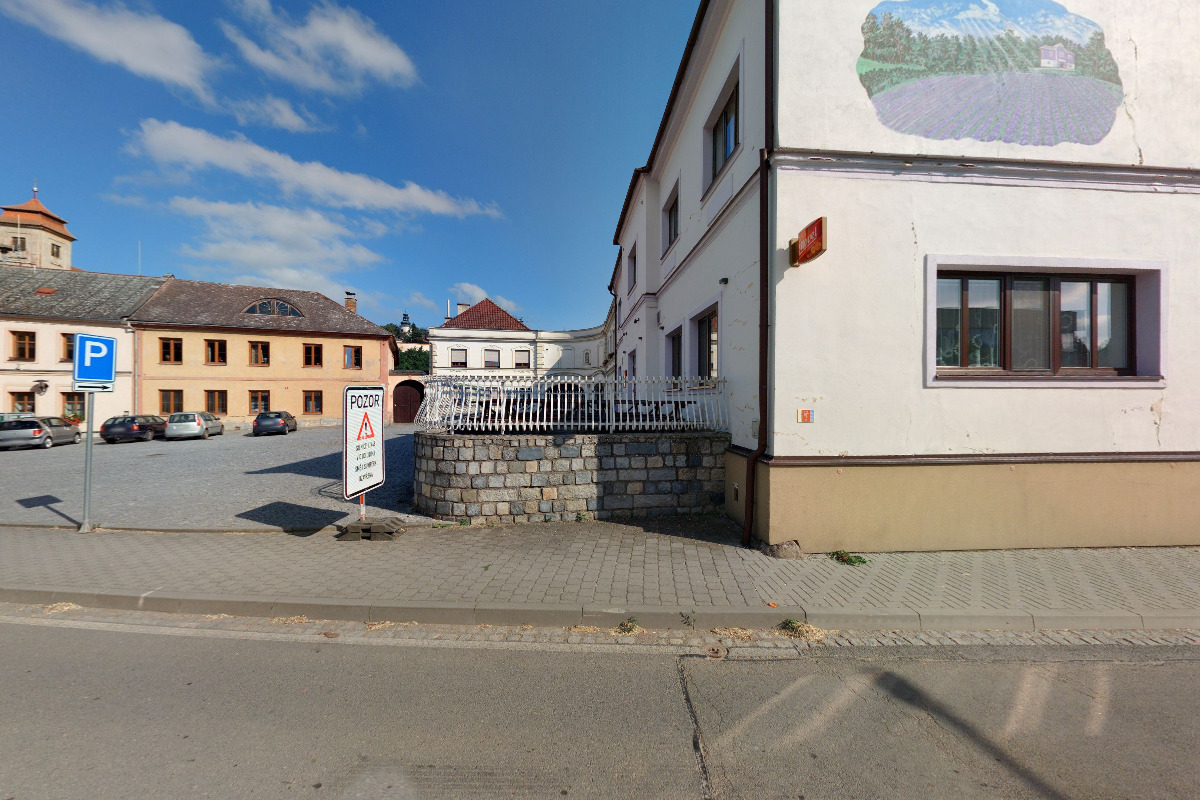 Nabíjecí zásuvka pro elektrokola Úsov