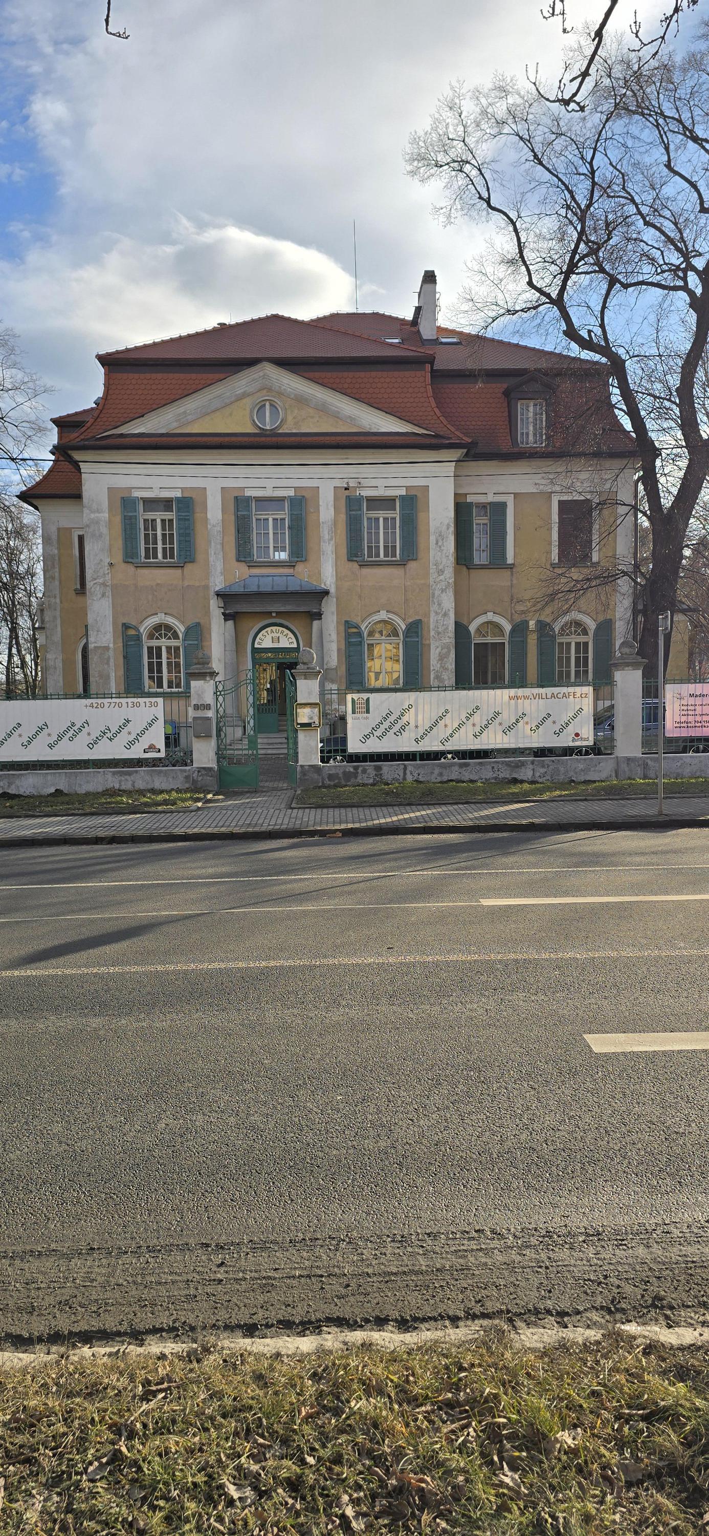 Villa Cafe - Penzion Krnov foto 5