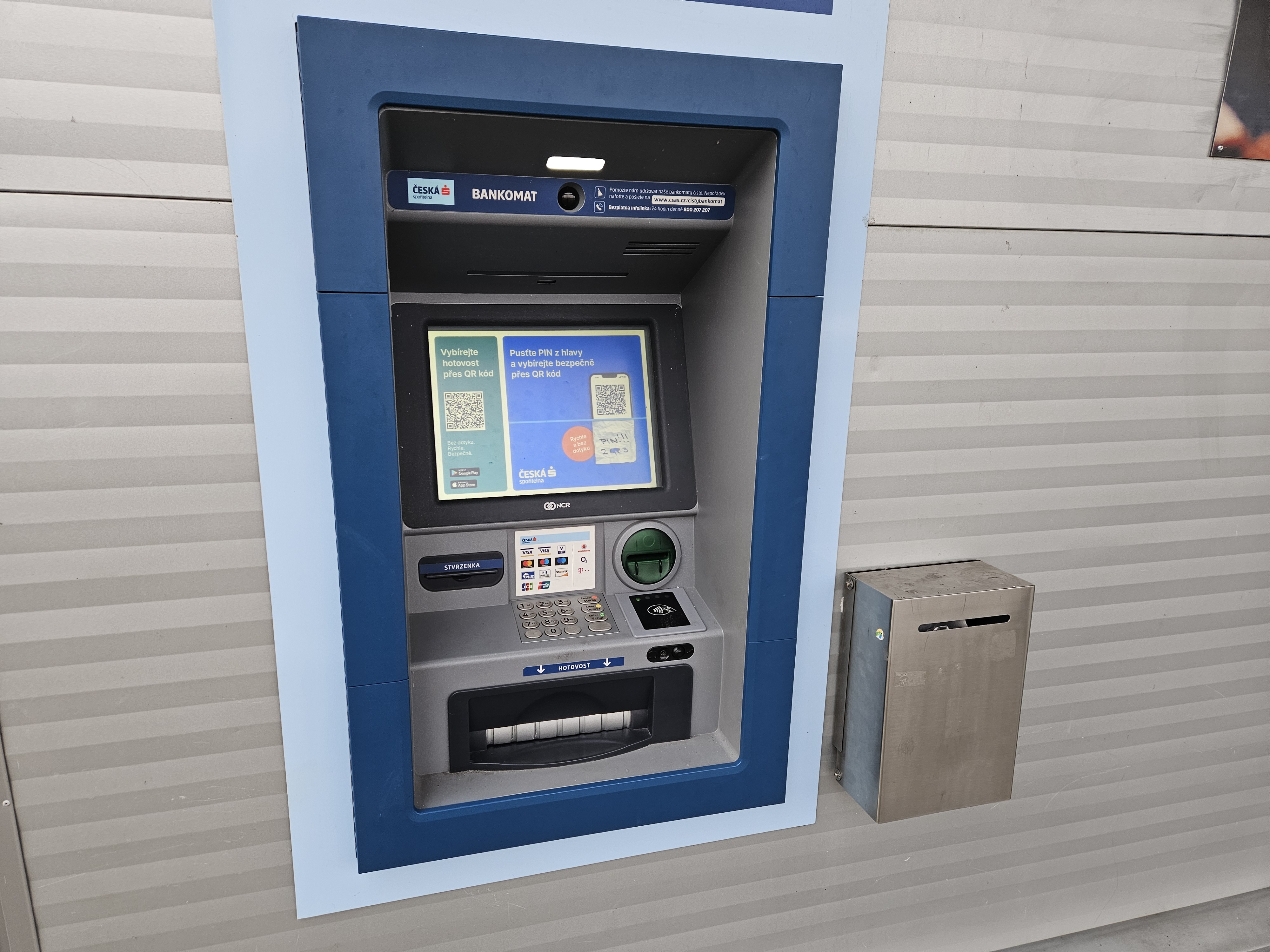 Bankomat České spořitelny