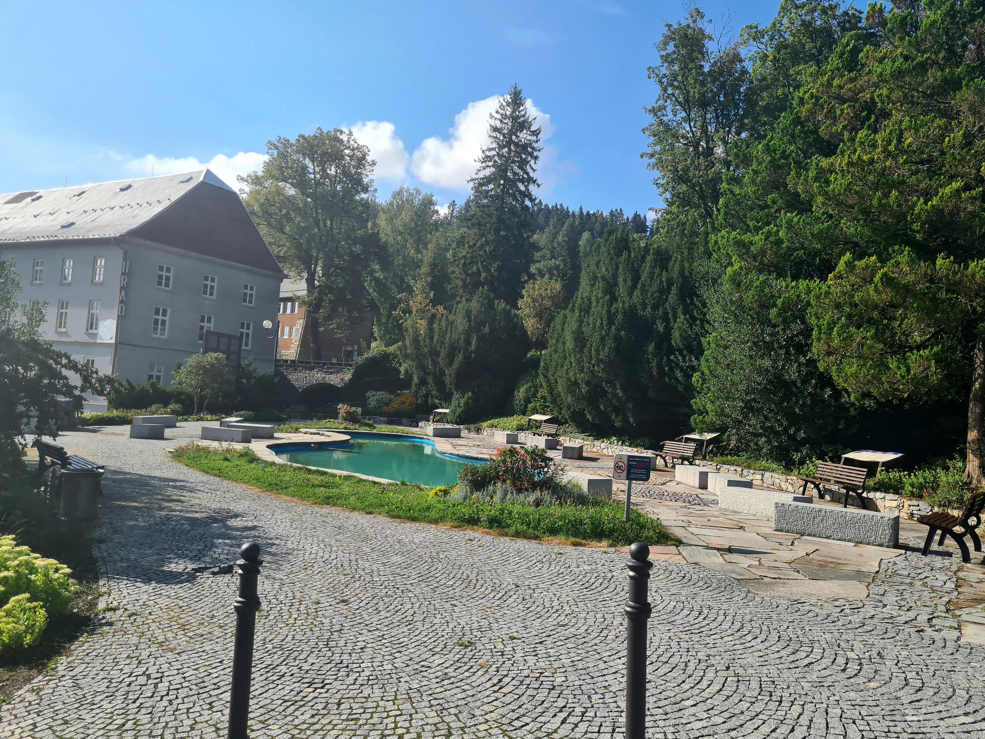 Hradní vinárna foto 2