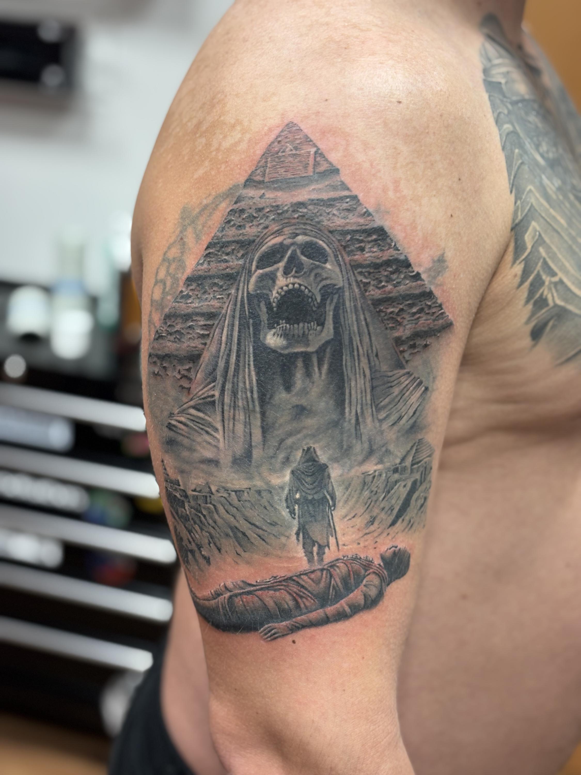 Luckys Tattoo foto 3