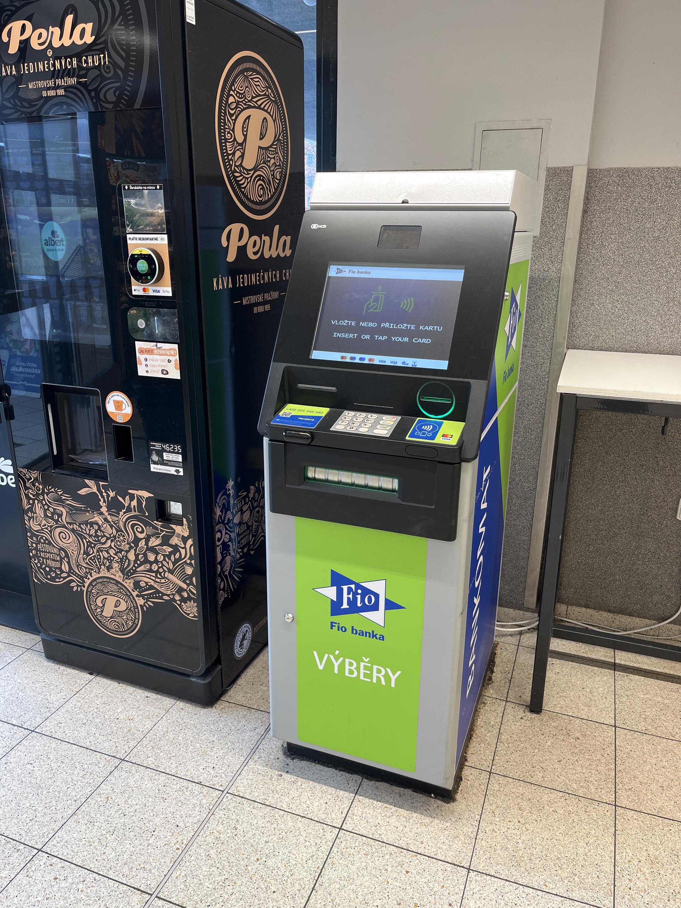 Bankomat Fio banky foto 1