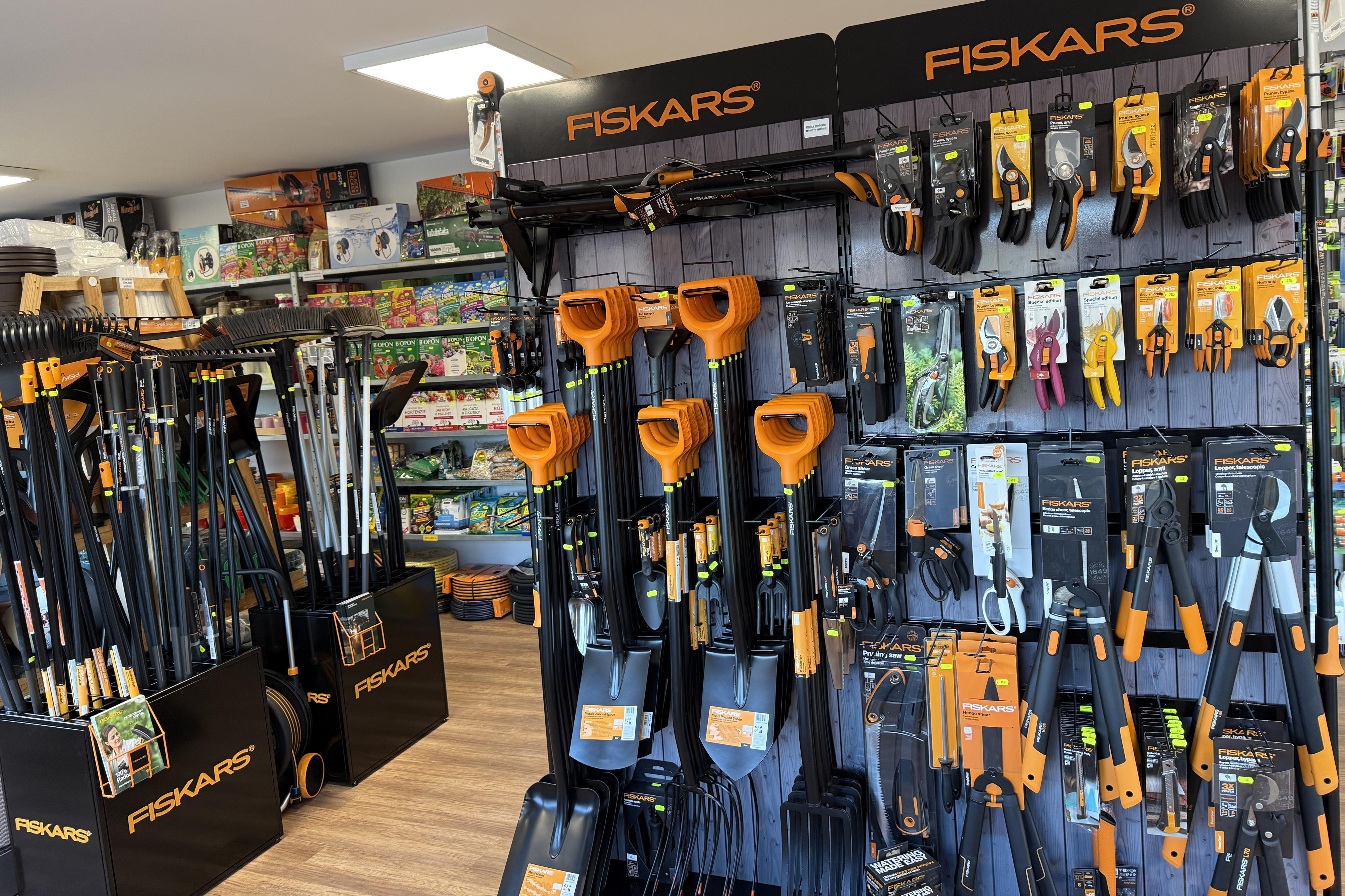 Nářadí zn. FISKARS  /různé druhy/ cena od 48,- kč