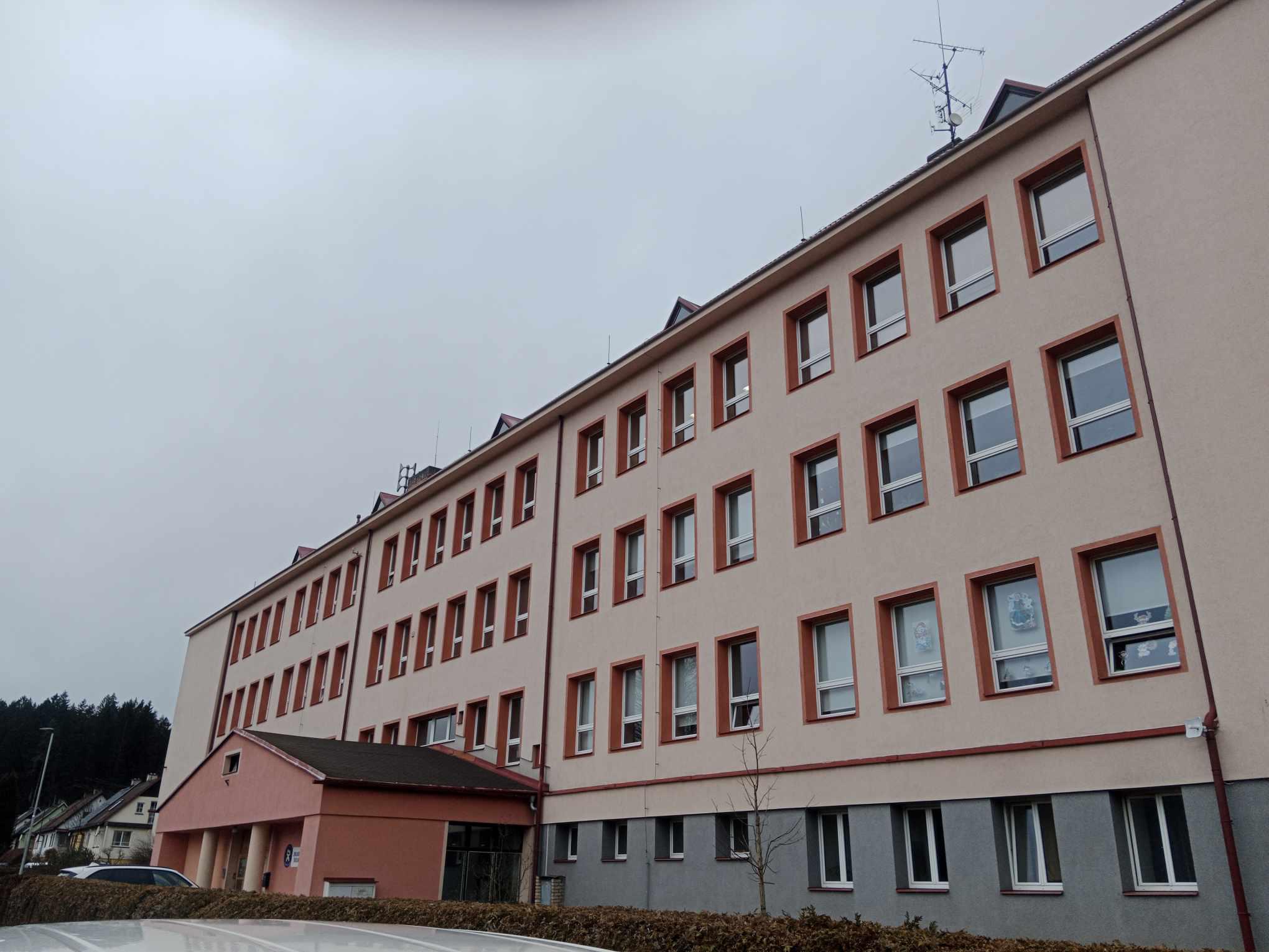 ZŠ a MŠ Loučovice foto 3