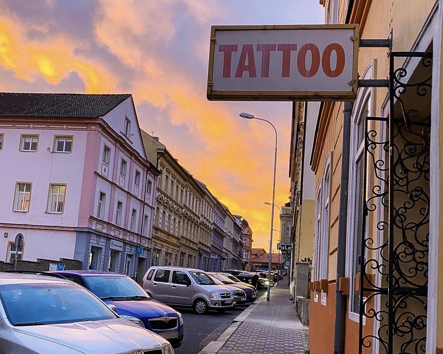 AU tattoo studio foto 2
