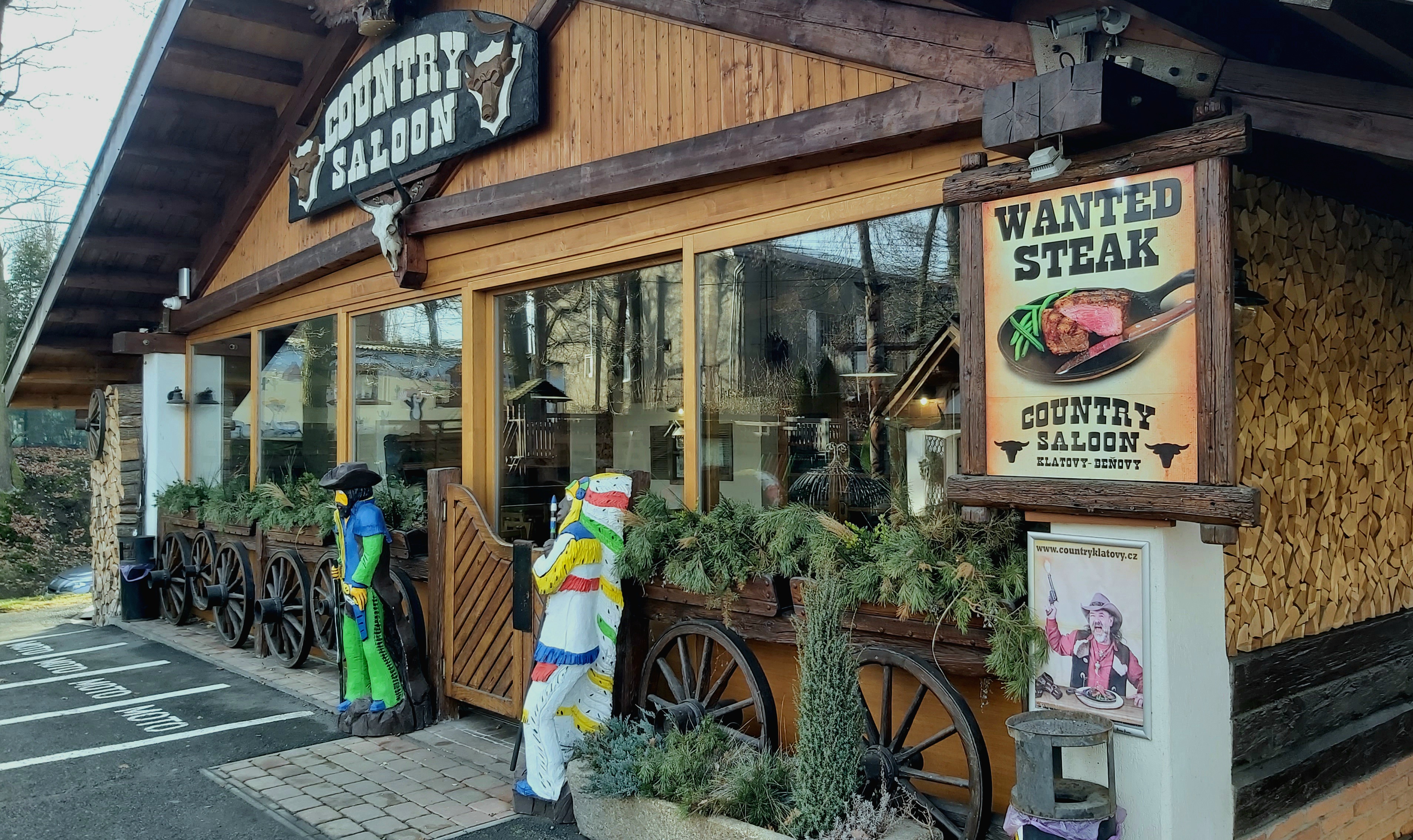 Country saloon Beňovy foto 3