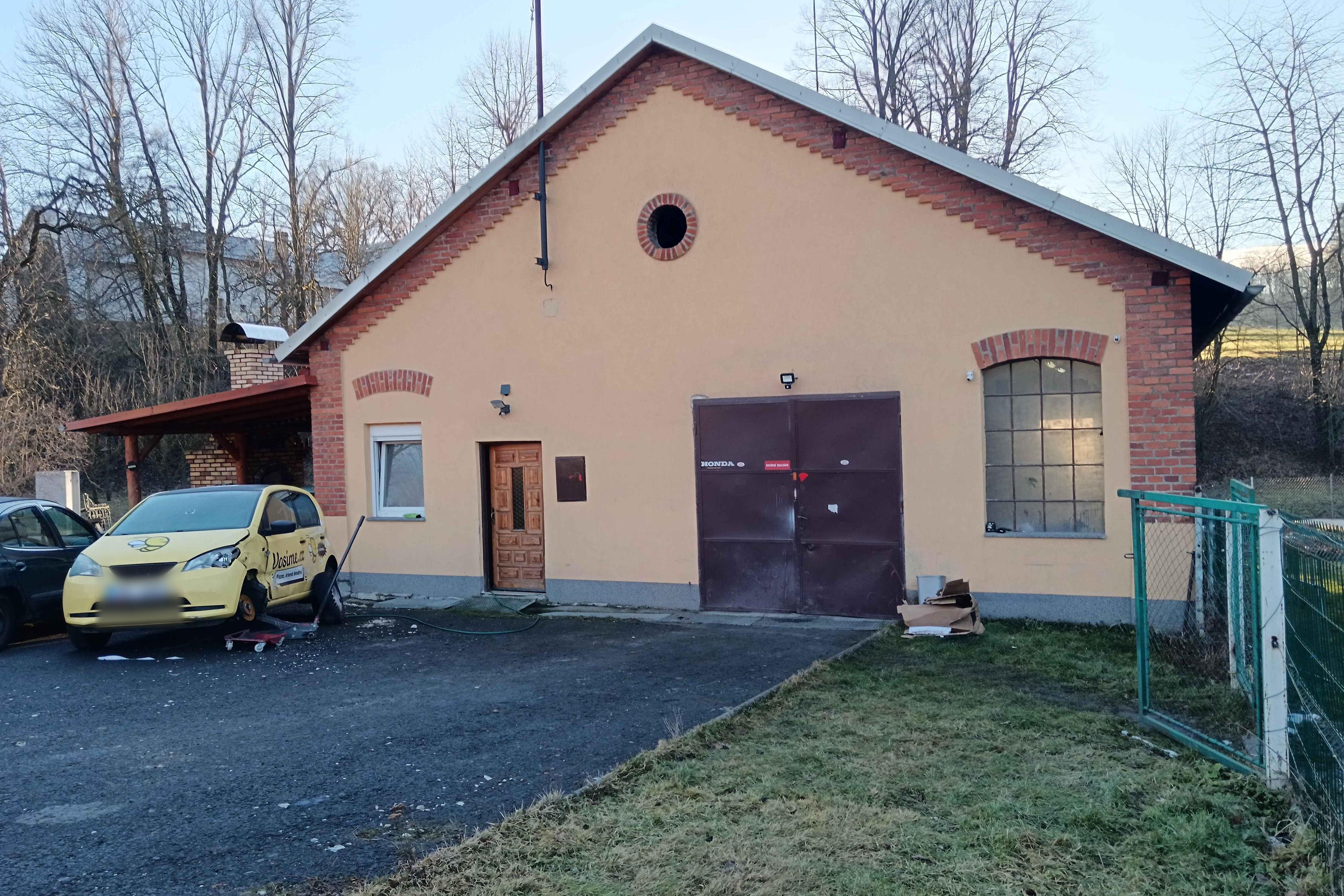 Autodílna Jiří Vacenovský