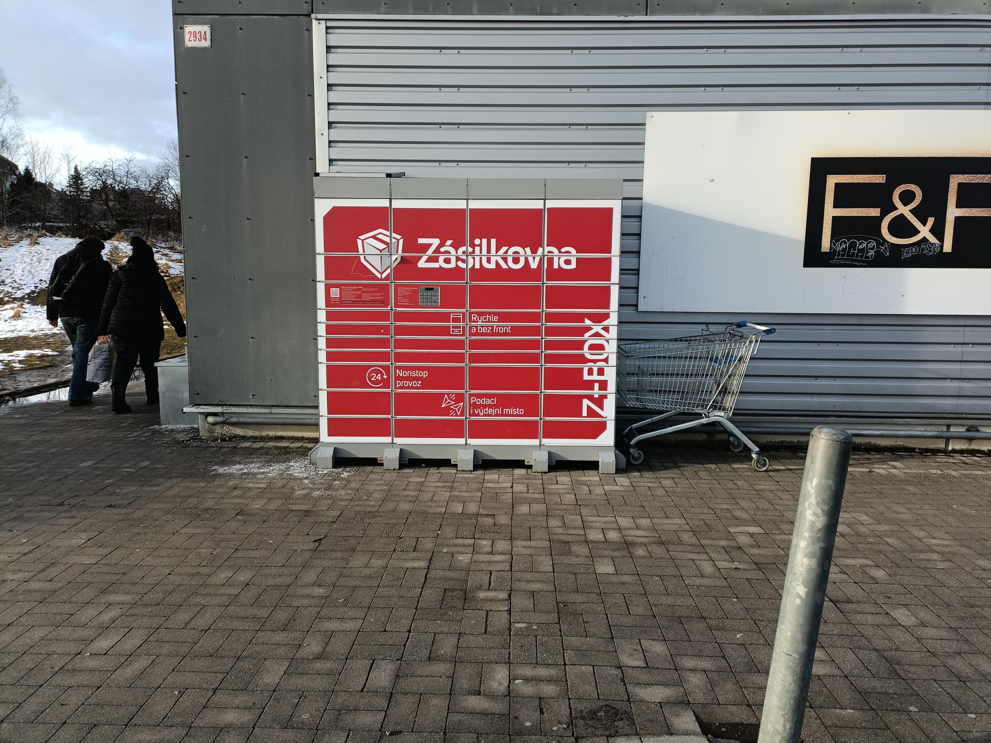 Z-BOX