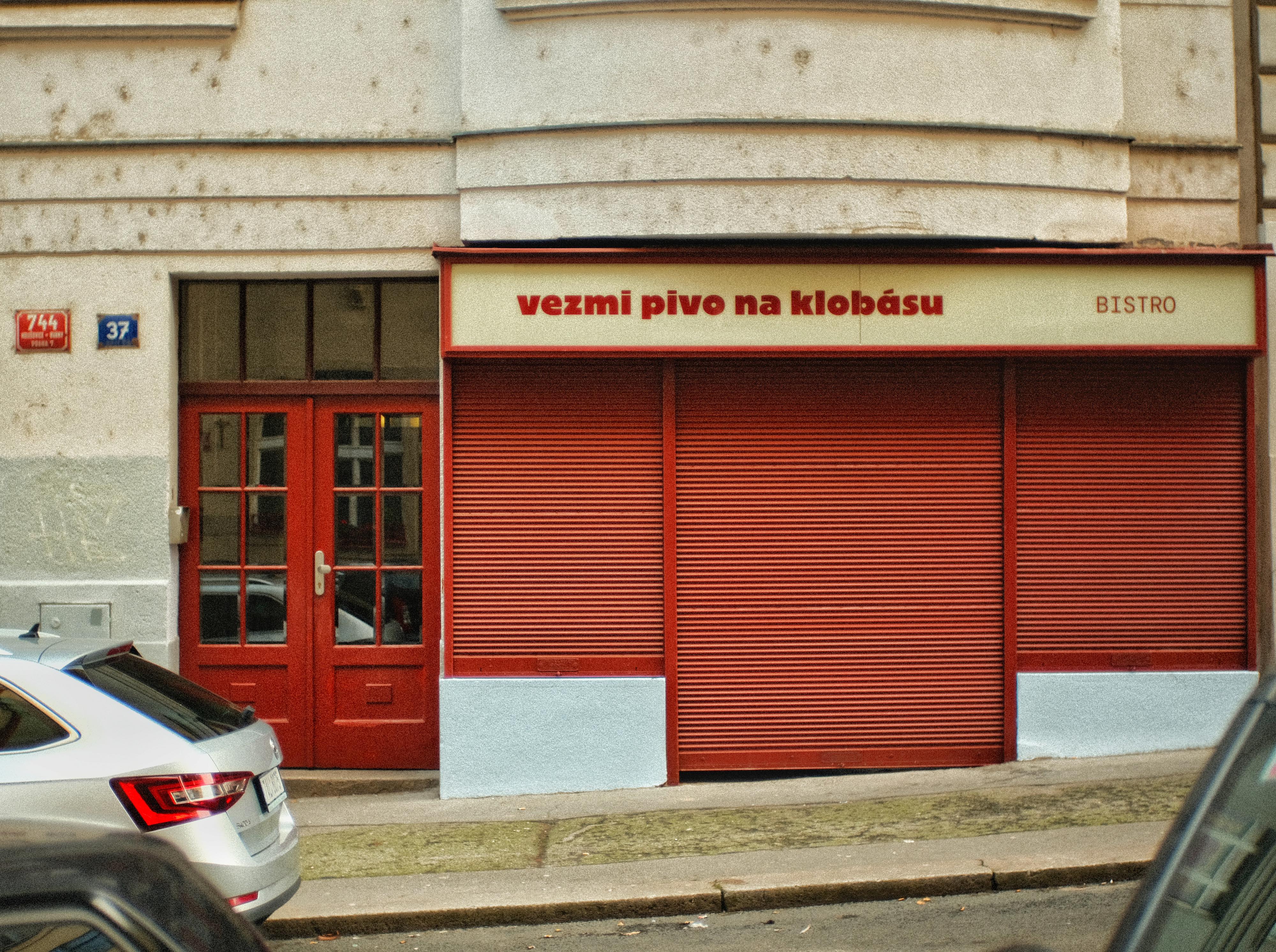 Vezmi pivo na klobásu