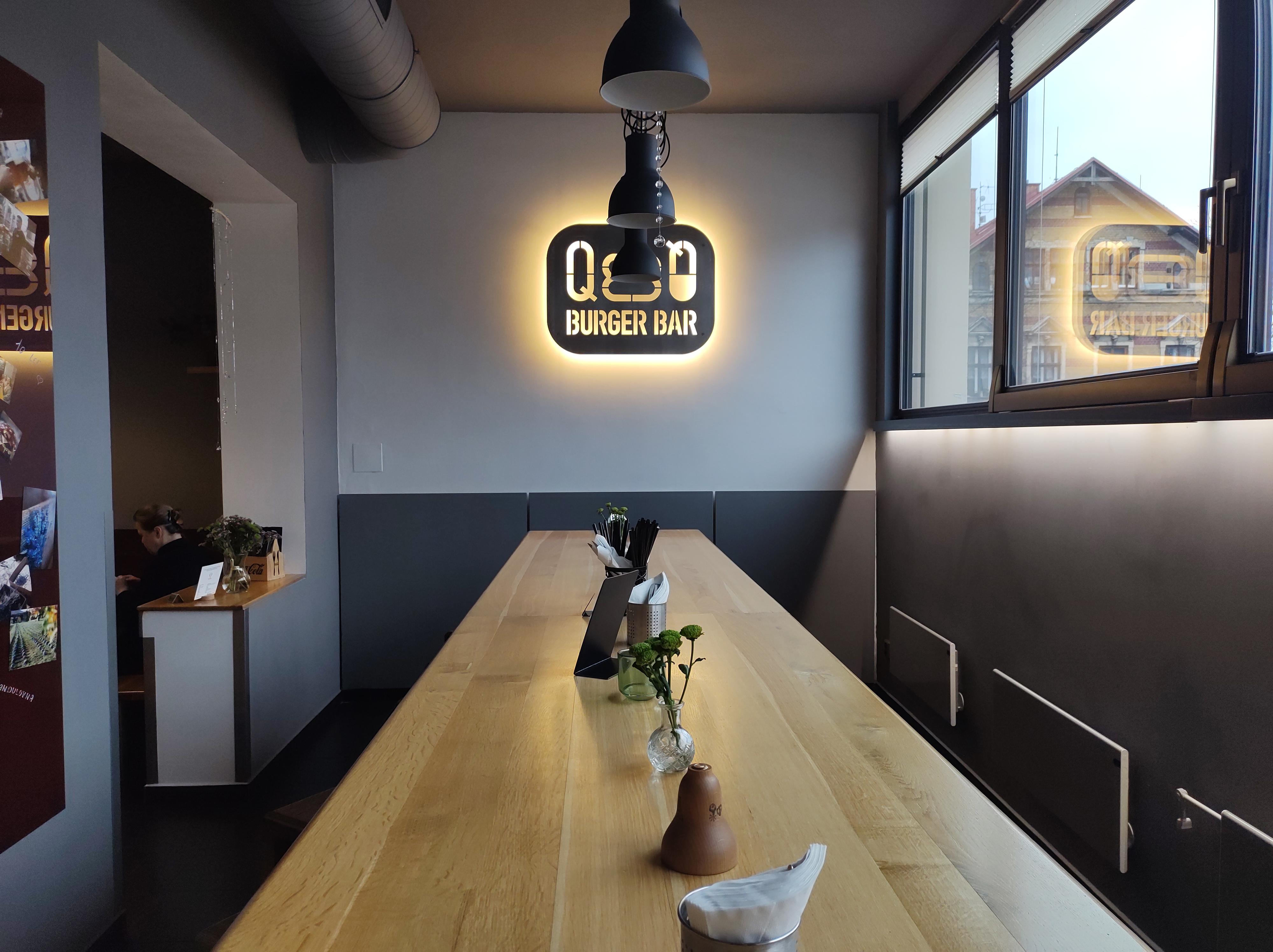 Q Burger bar foto 6