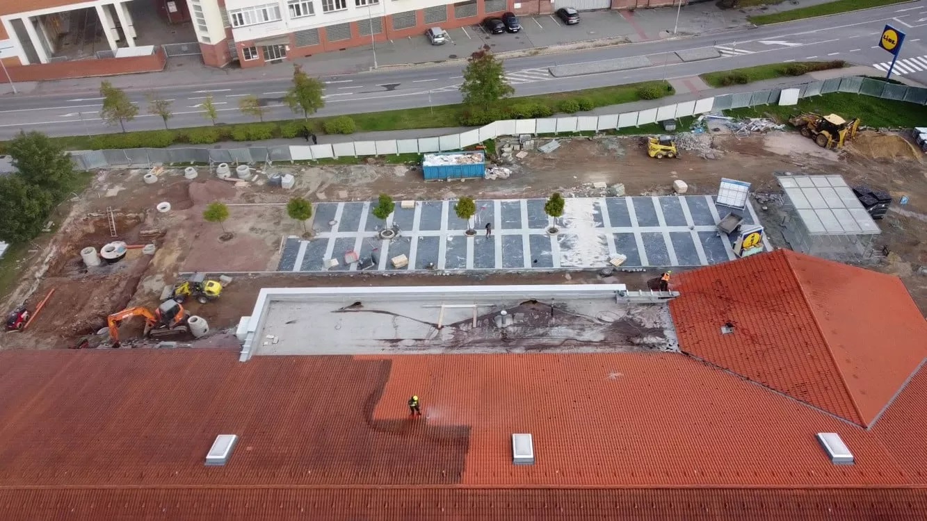 ČIŠTĚNÍ MYTÍ NÁTĚRY RENOVACE. Fasád střech a konstrukcí