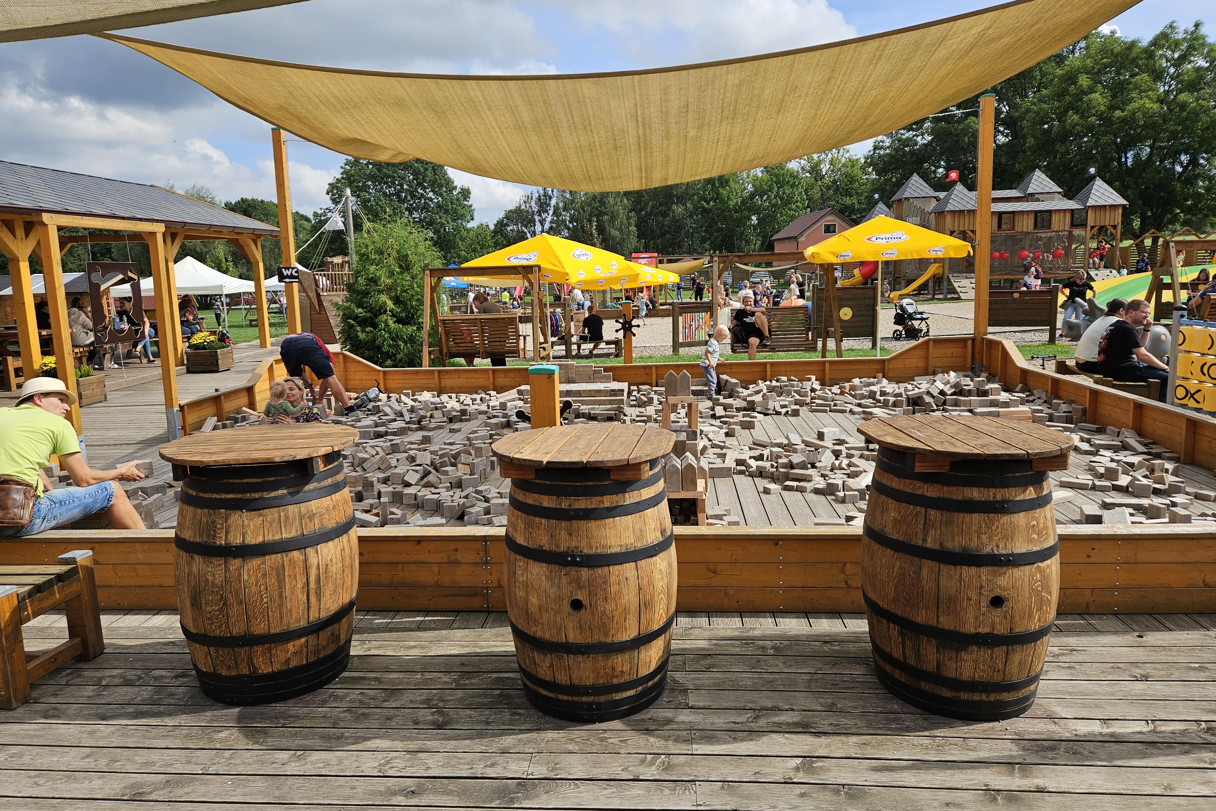 HEROLAND - Země her