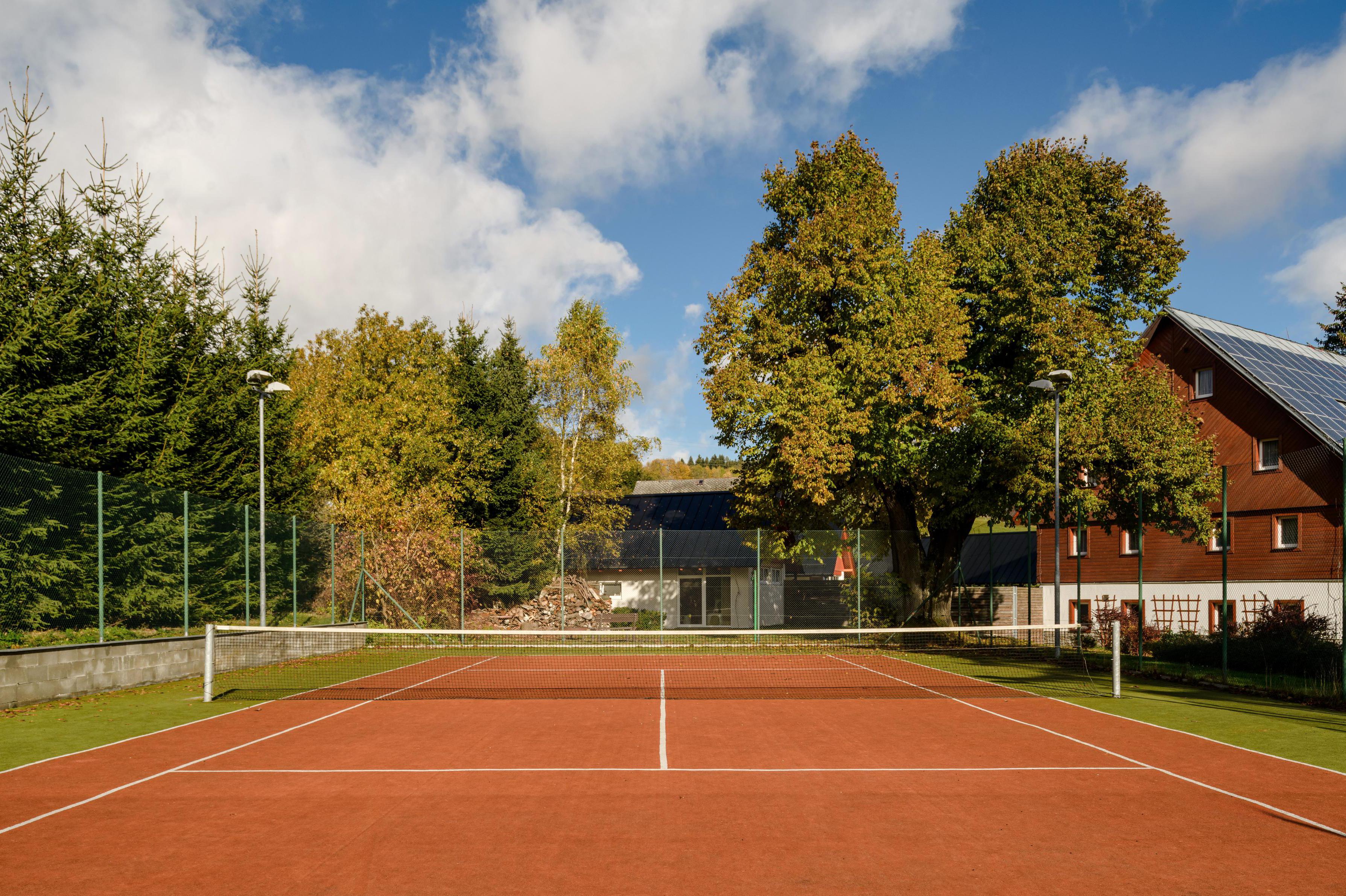 Skiland - tenisové kurty