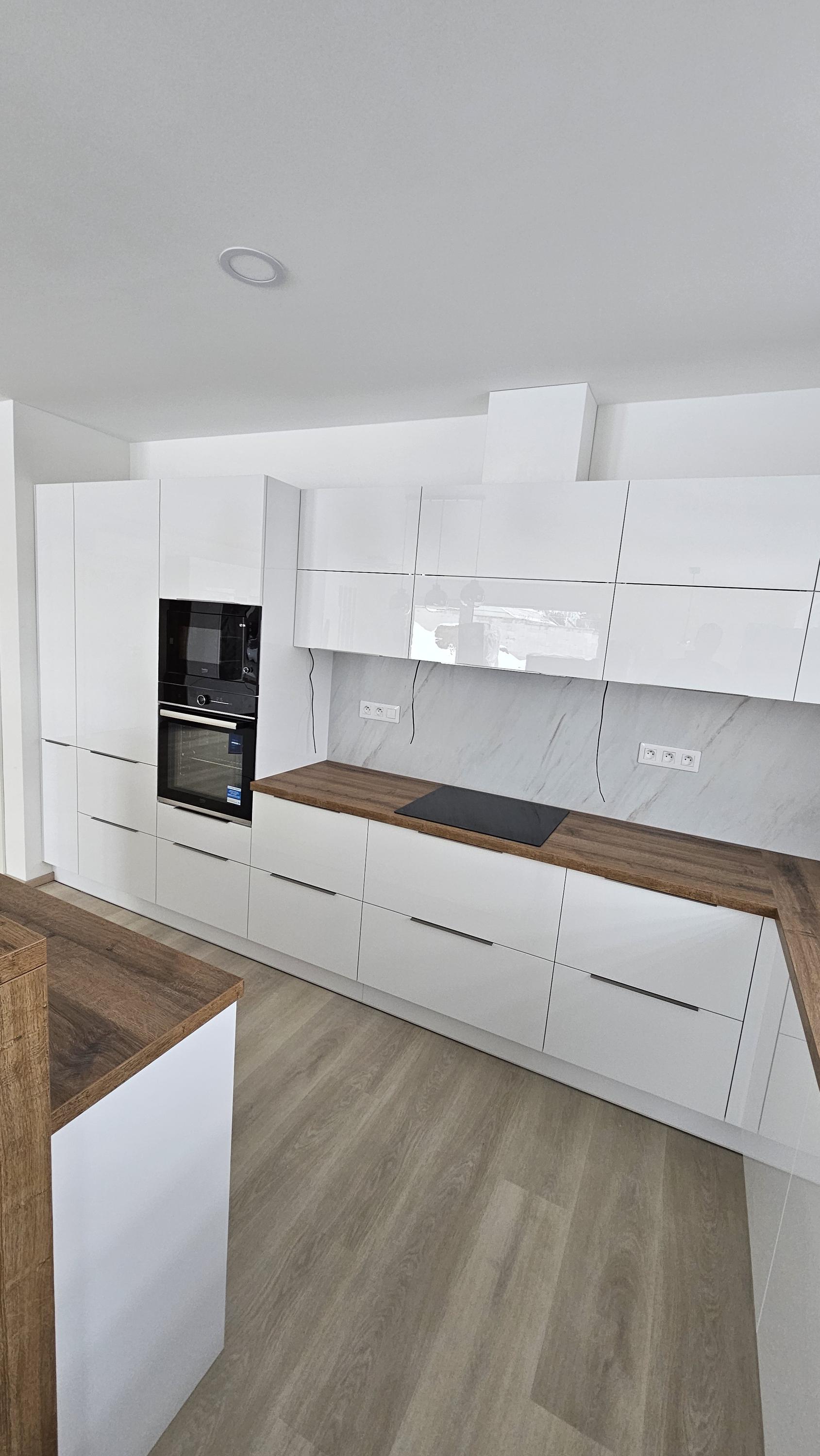 Truhlářství Škovira - Procházka foto 3