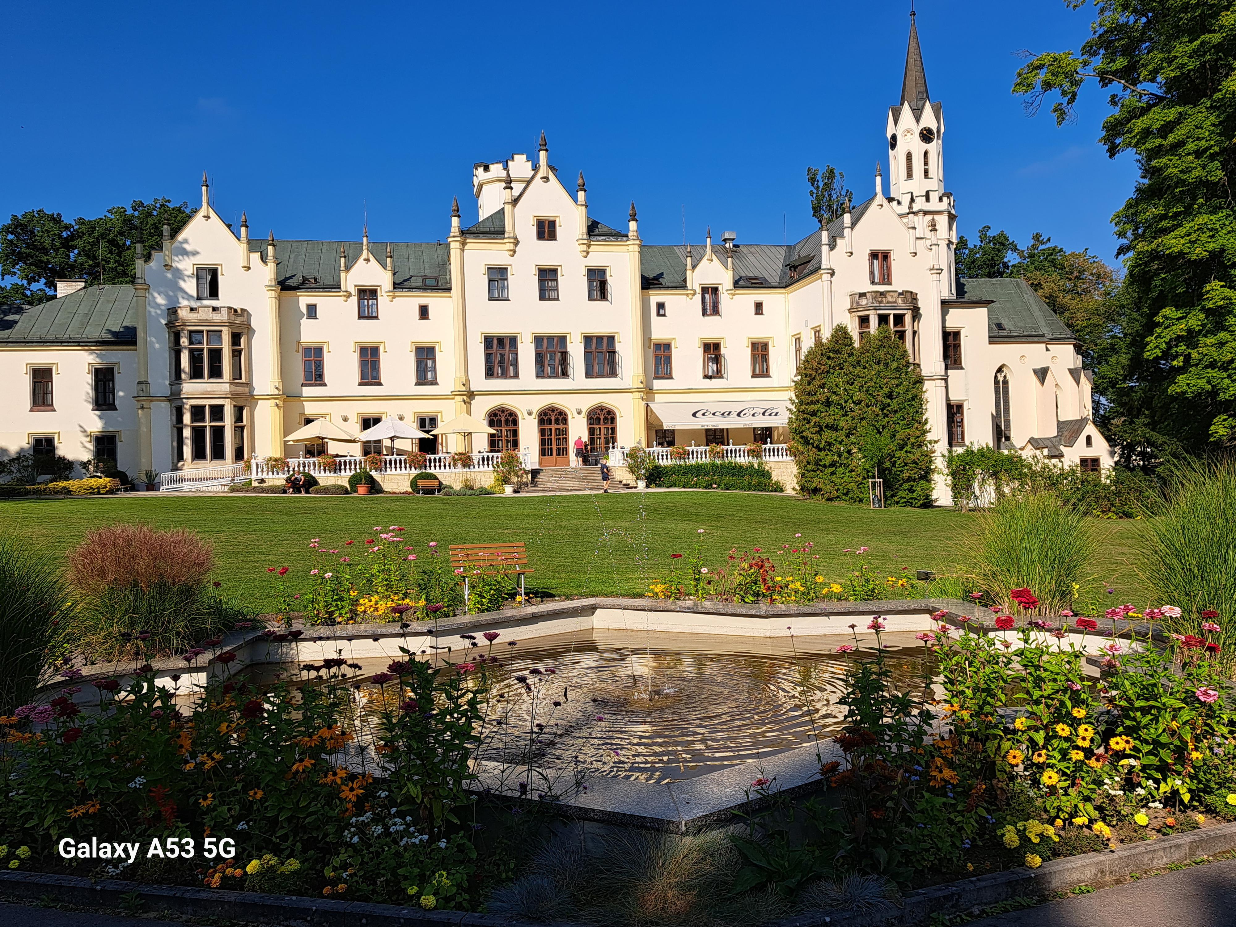 LÁZNĚ HOTEL VRÁŽ, s.r.o. foto 6