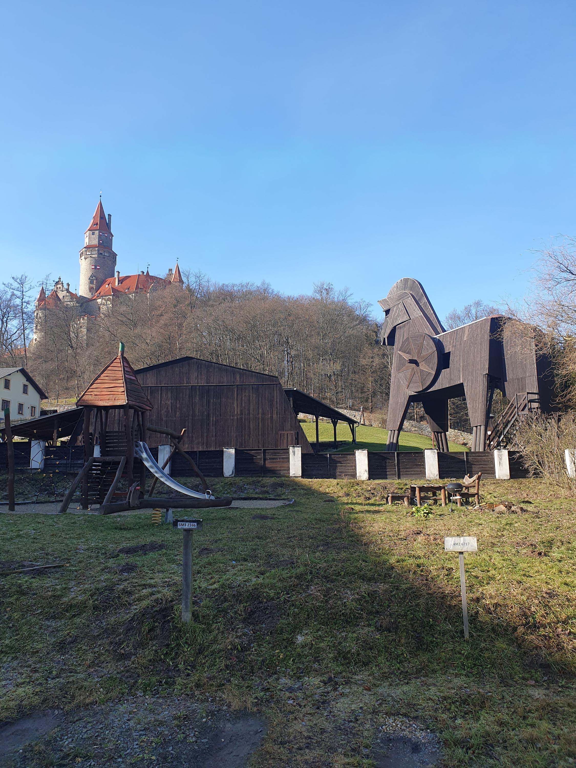 Sklářská minihuť Bouzov foto 3