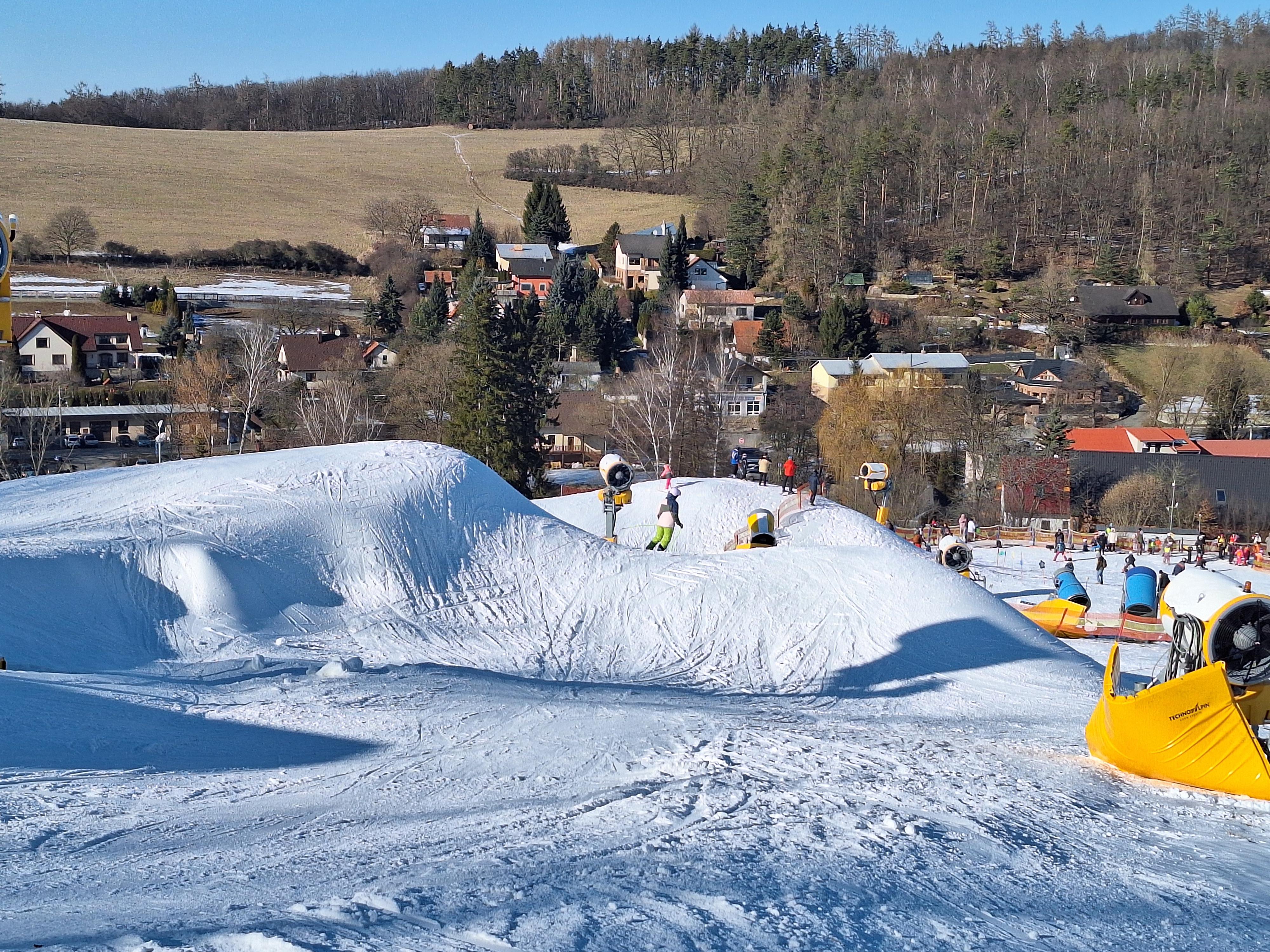 Ski areál Chotouň foto 3