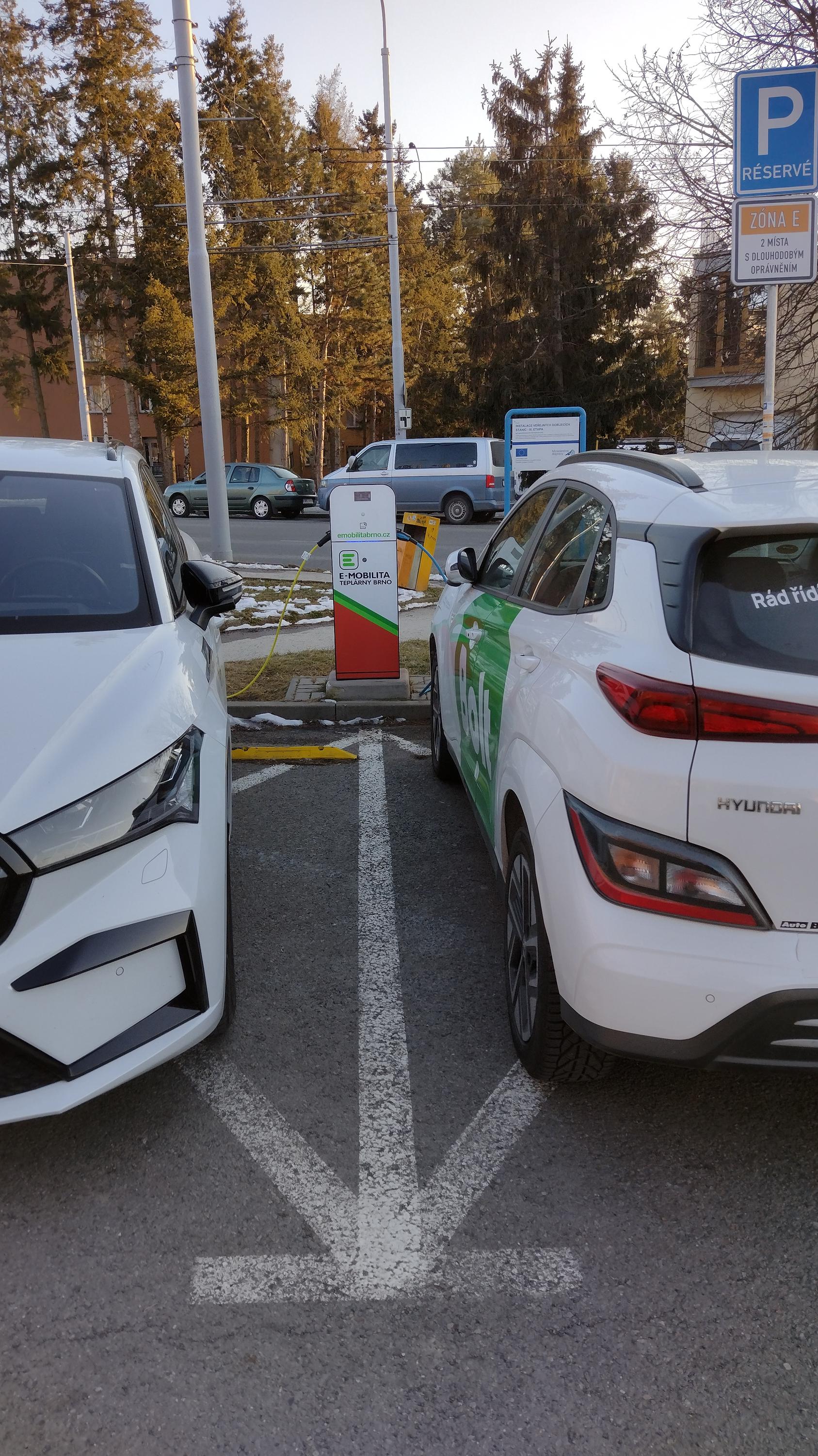 Teplárny Brno, a.s. - nabíjecí stanice foto 2