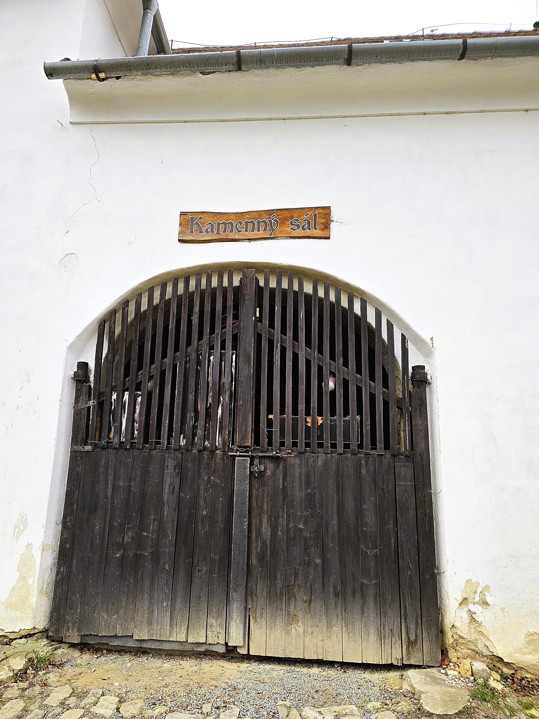 Dřevěný bar foto 5