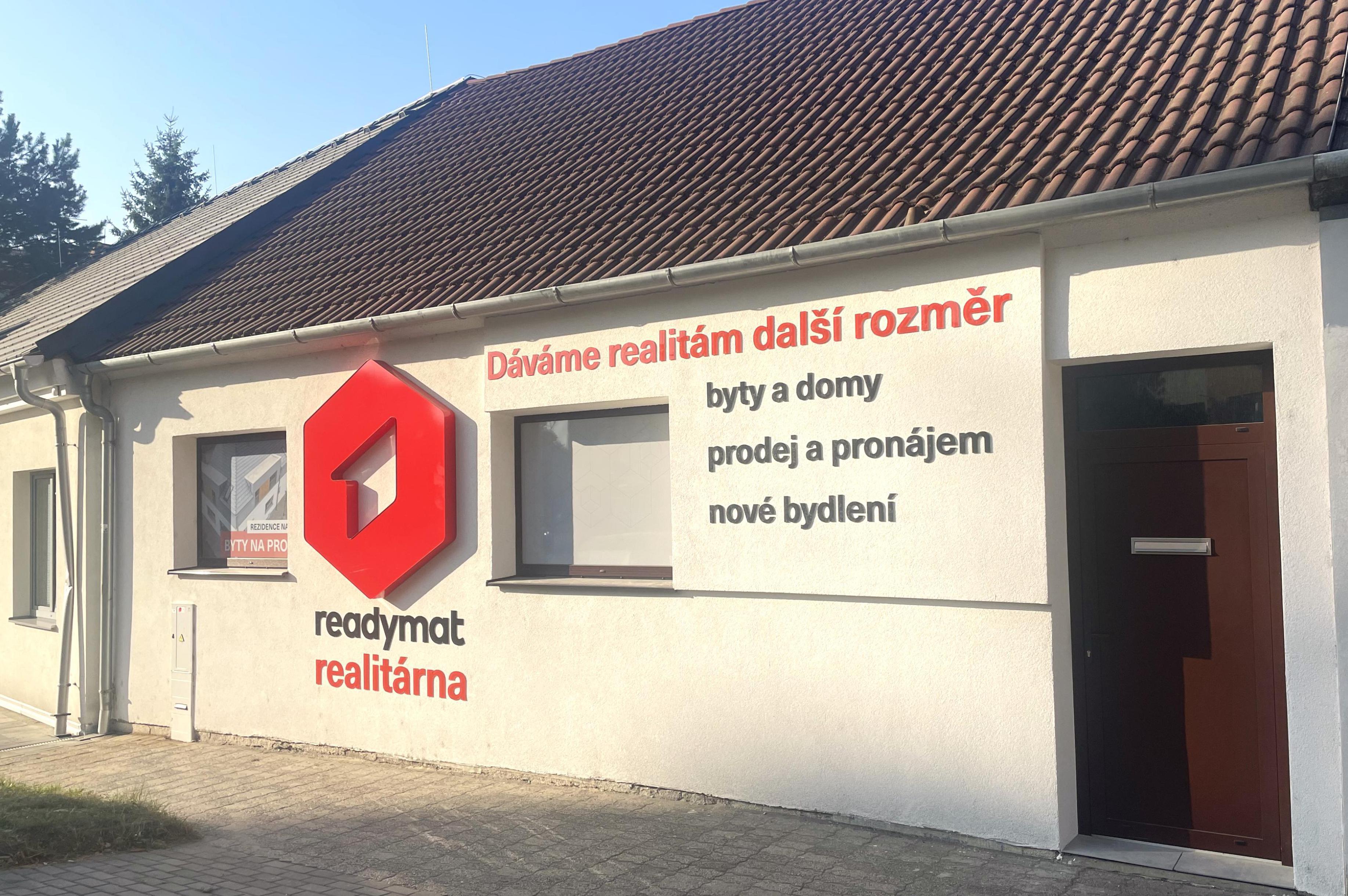 Readymat Realitárna foto 2