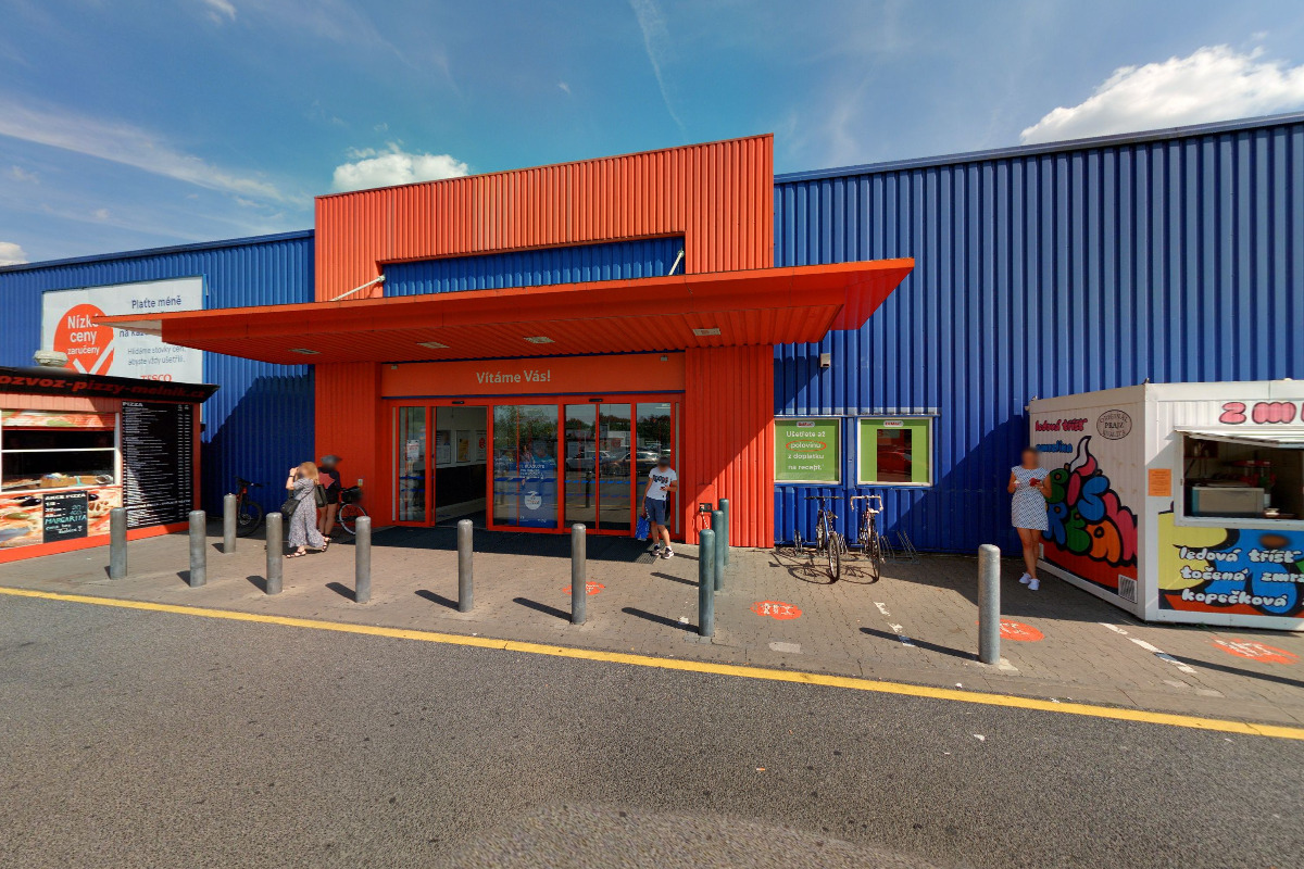 Tesco foto 2