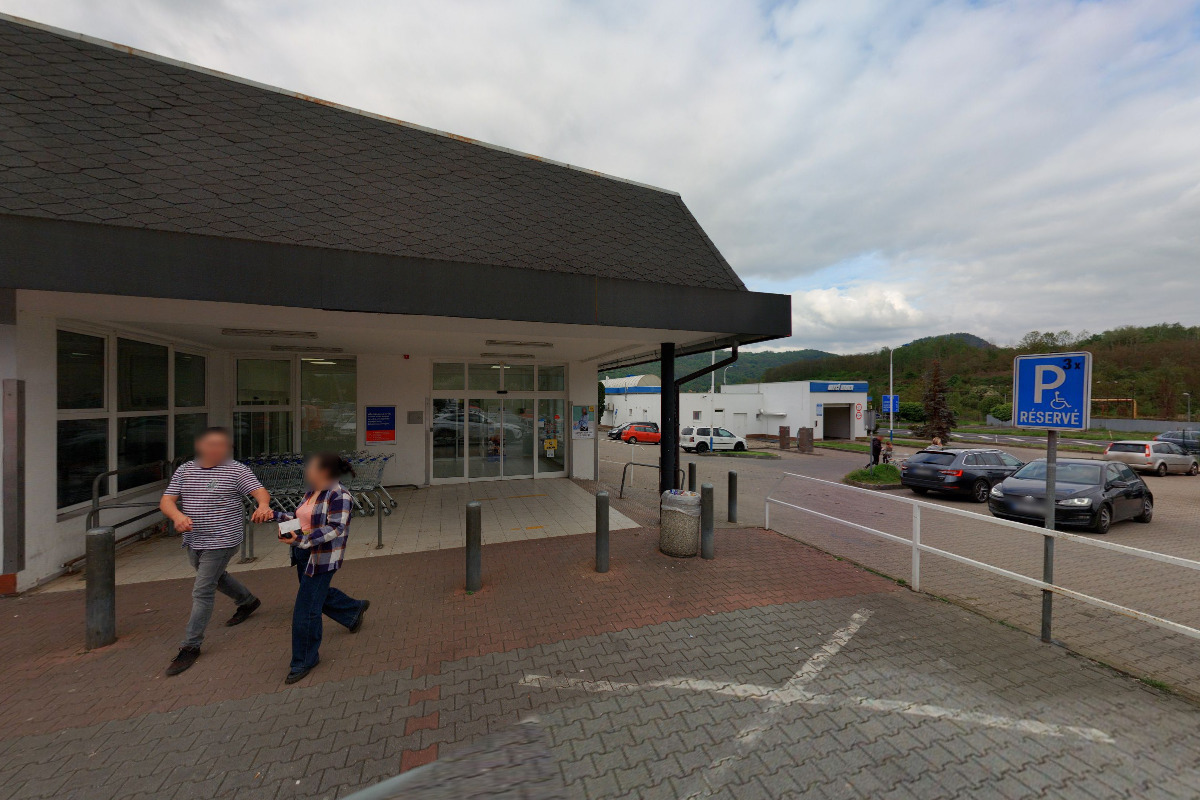 Tesco Supermarket foto 3