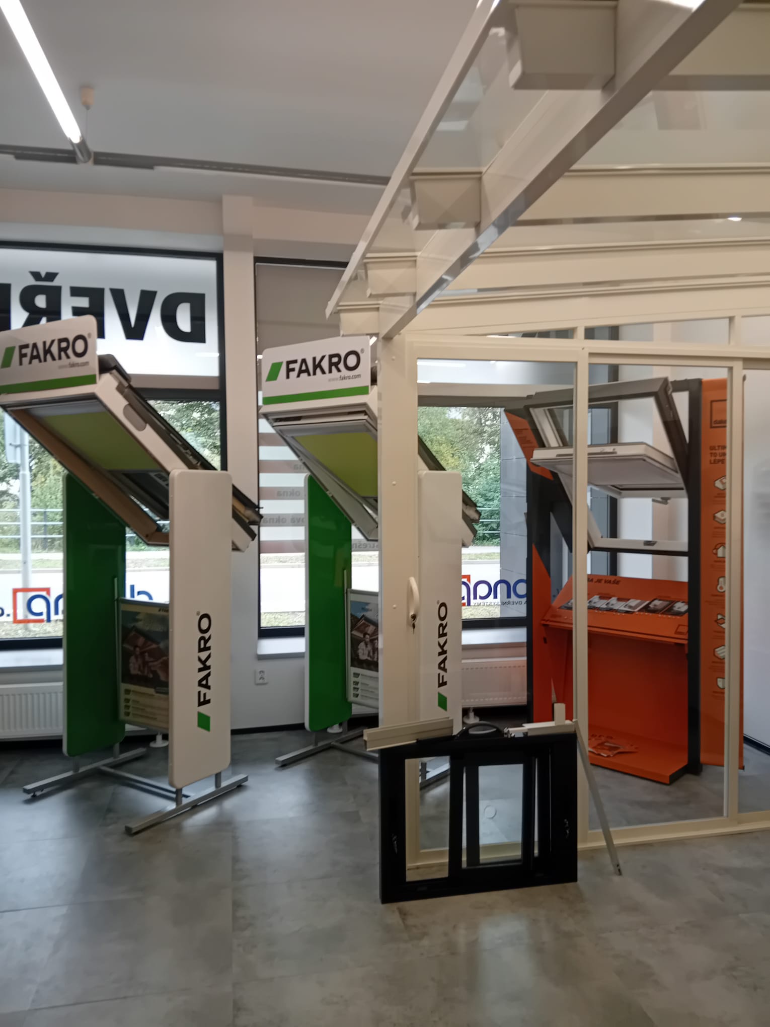 DONAP - OKNA, DVEŘE, VRATA, STÍNĚNÍ foto 6