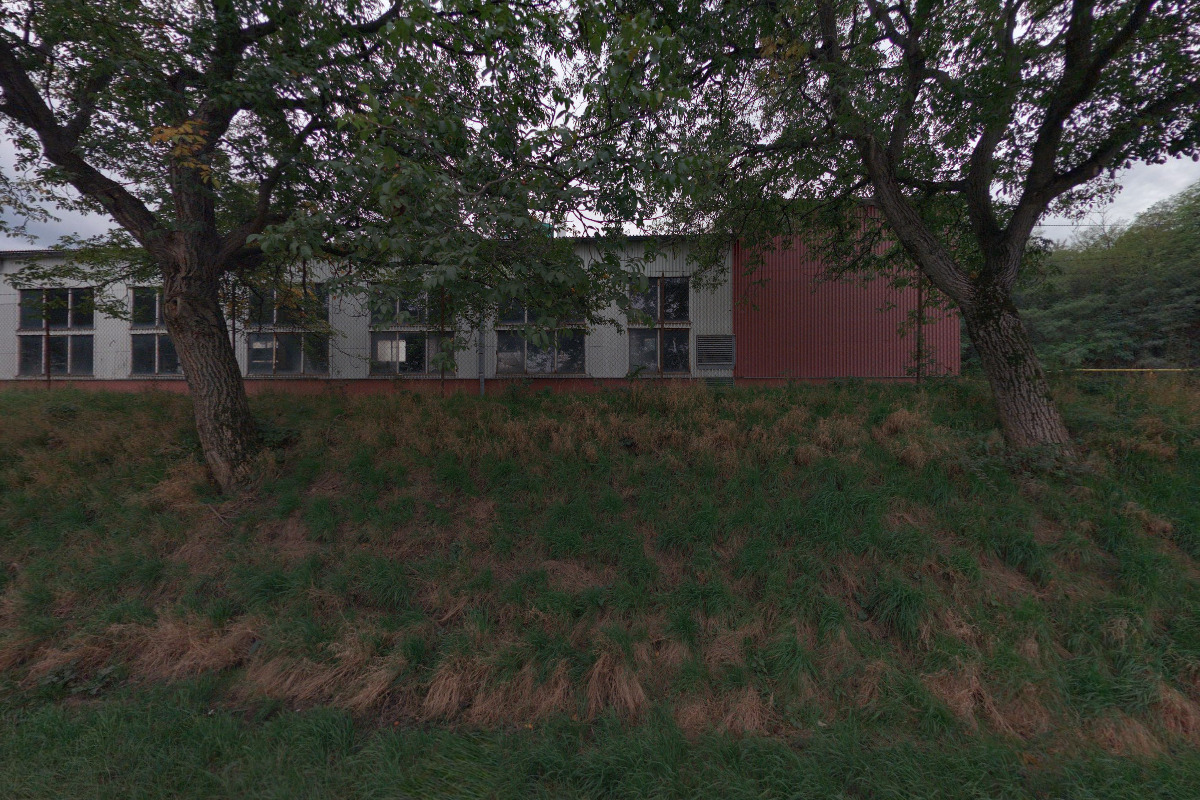 SILNICE ČÁSLAV - HOLDING, a.s.