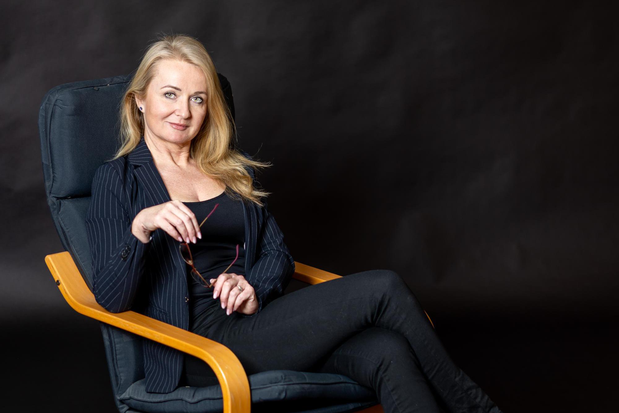 Mgr. Gabriela Malimánková - realitní makléřka foto 1
