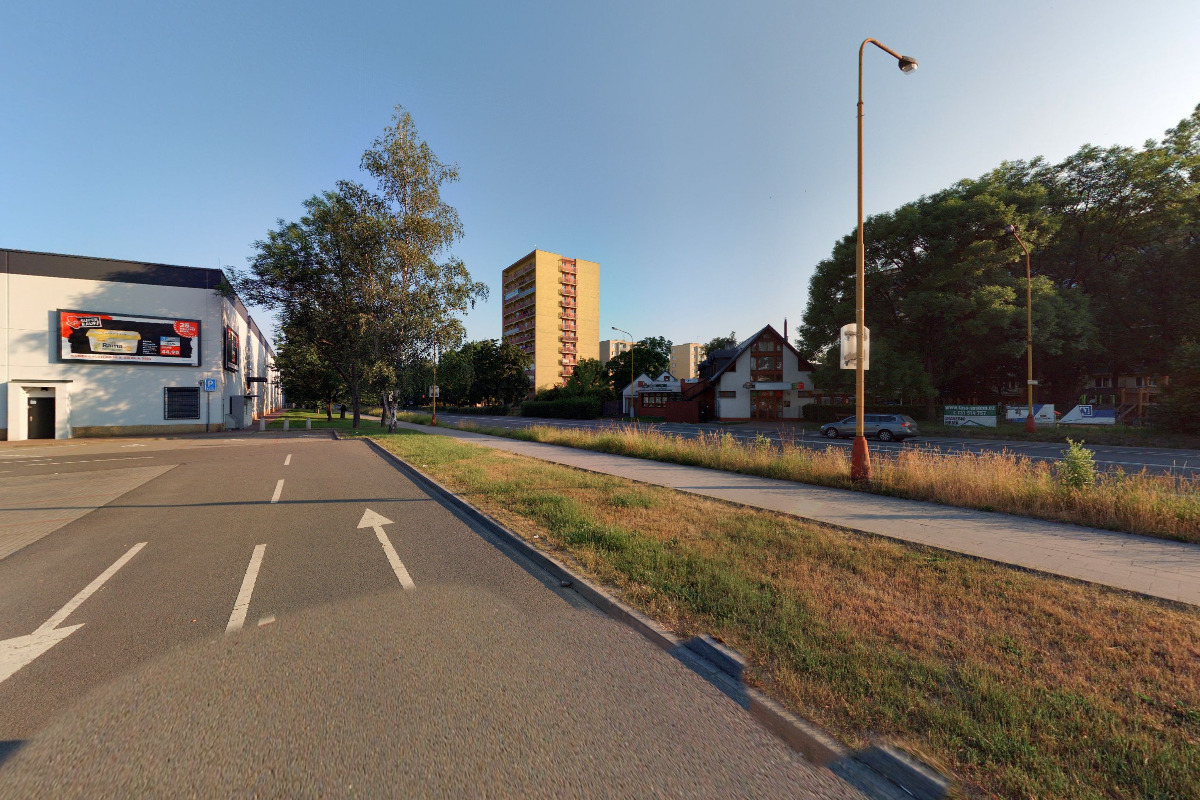 Dobíjecí stanice ČEZ