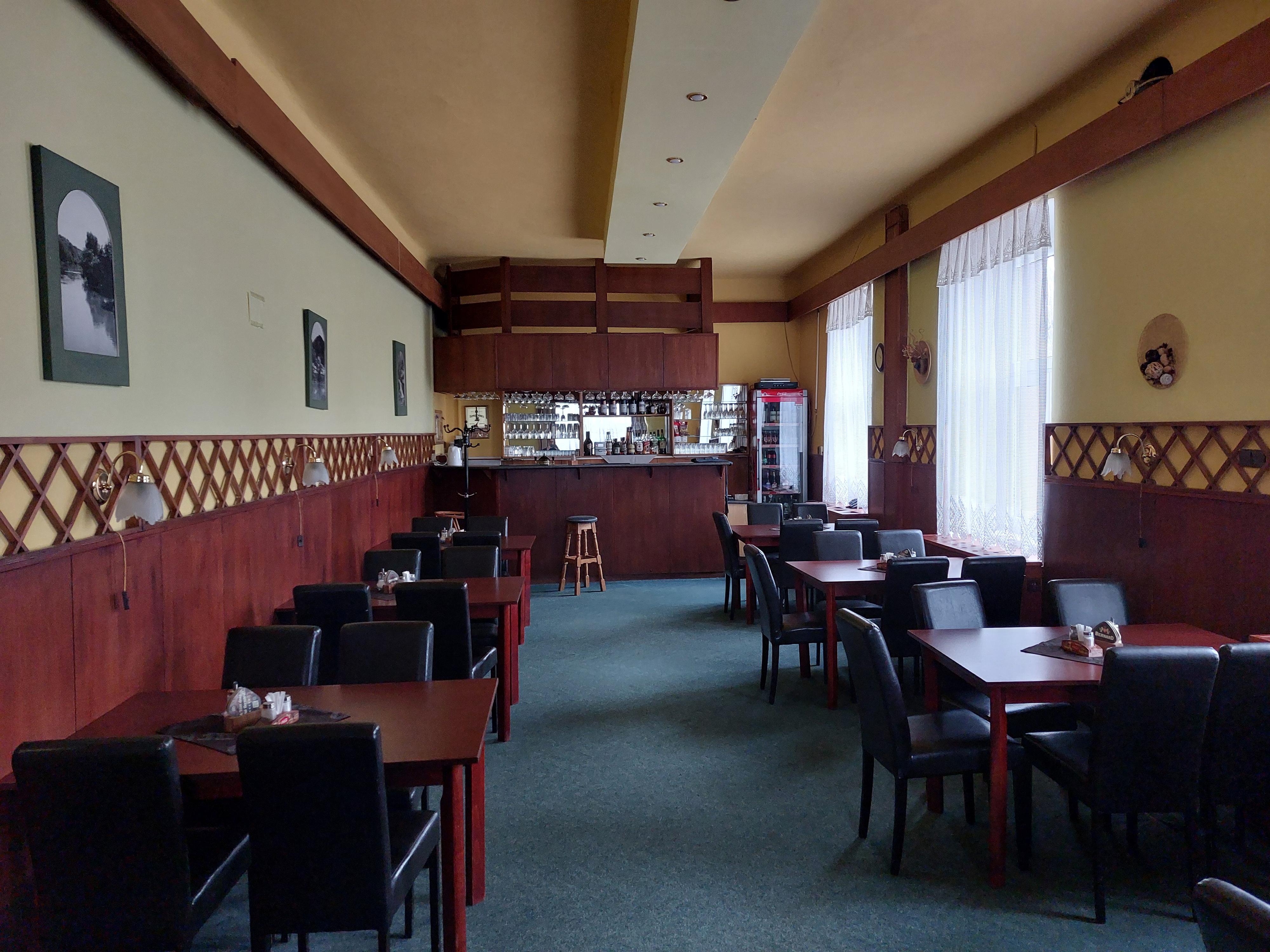 Restaurace Hotel Grand foto 5